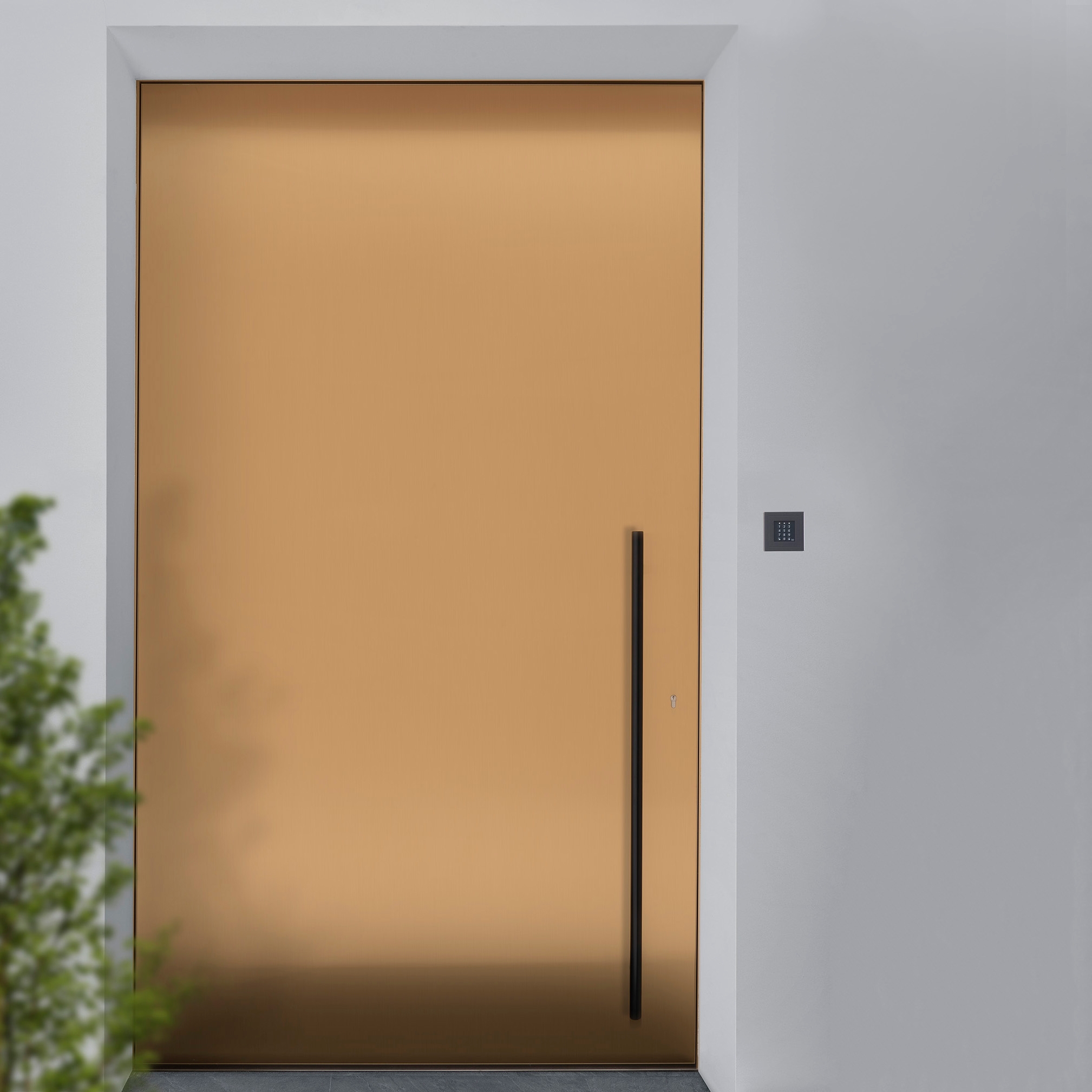 Display product Modern front doors pivot doors CIRCUM from manufacturer ComTür