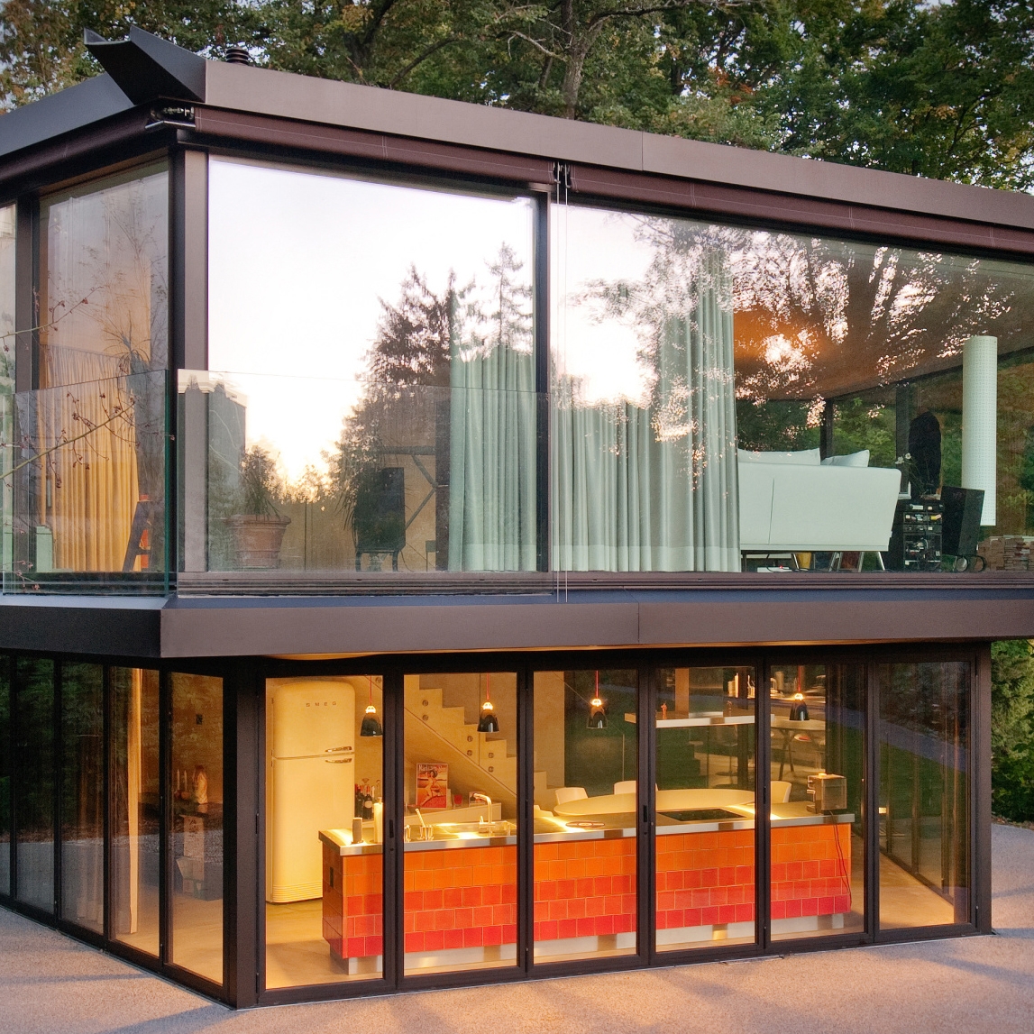 Display product Classic sliding window from manufacturer Sky-Frame