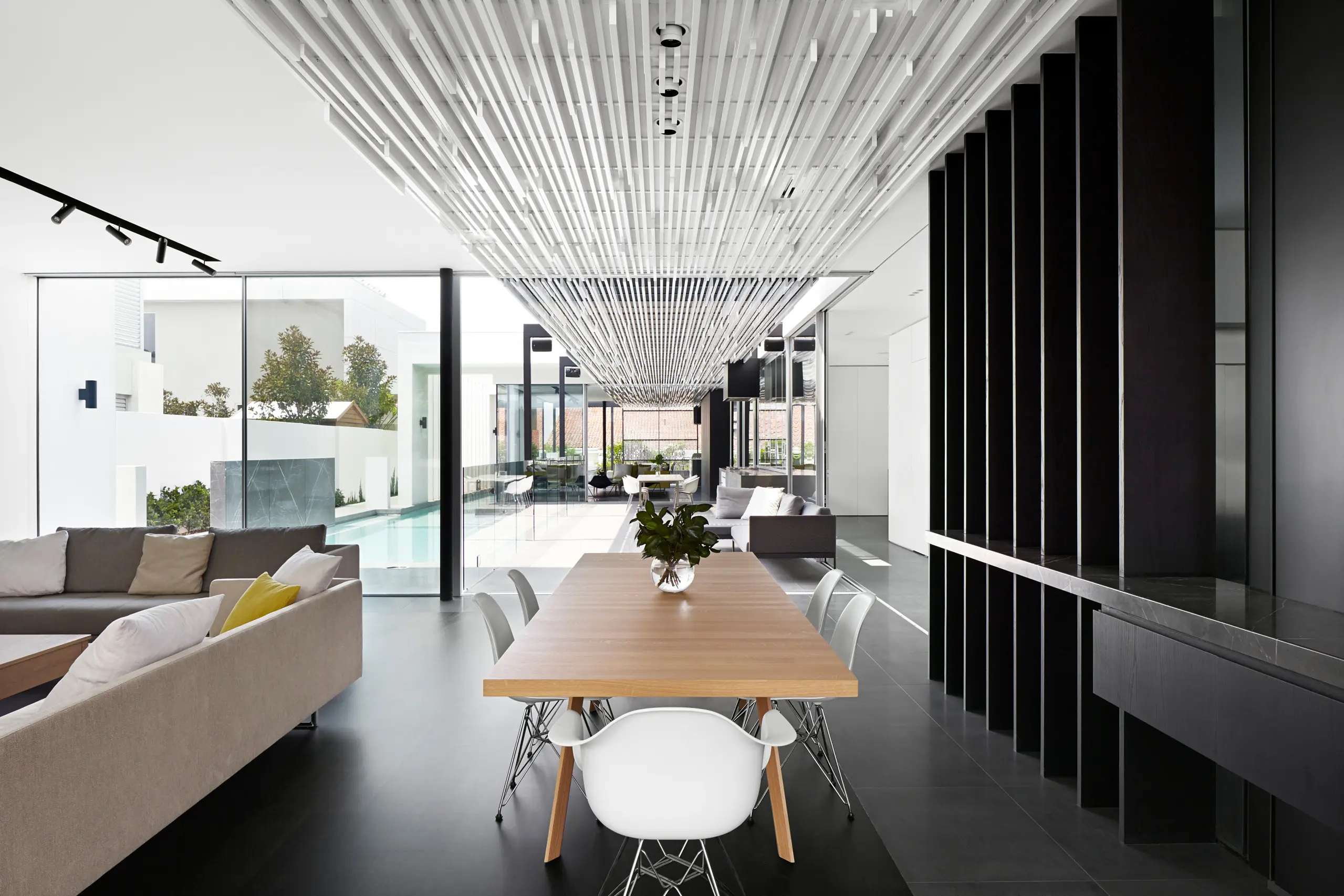Sky-Frame - Classic sliding window