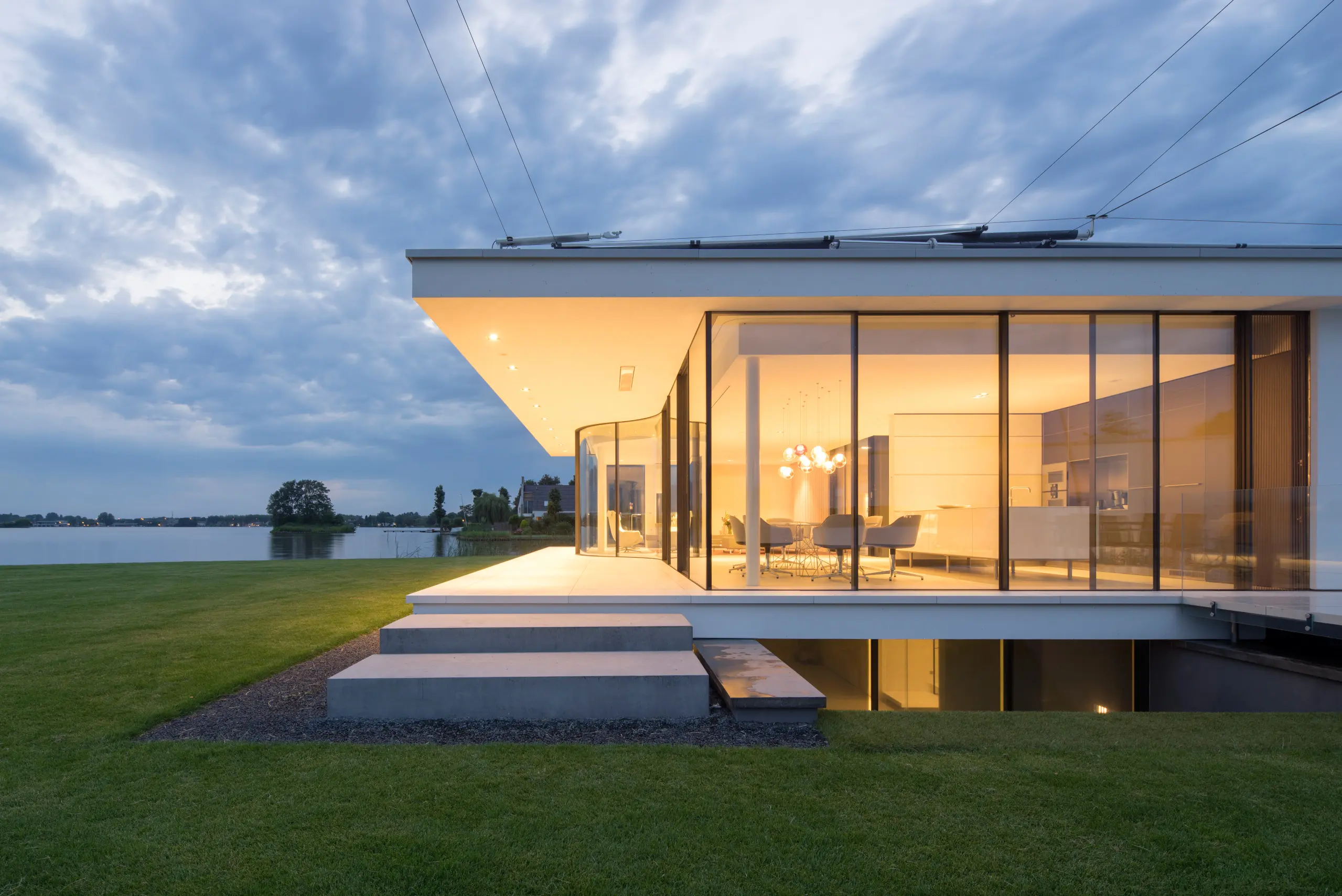 Sky-Frame - Arc sliding window