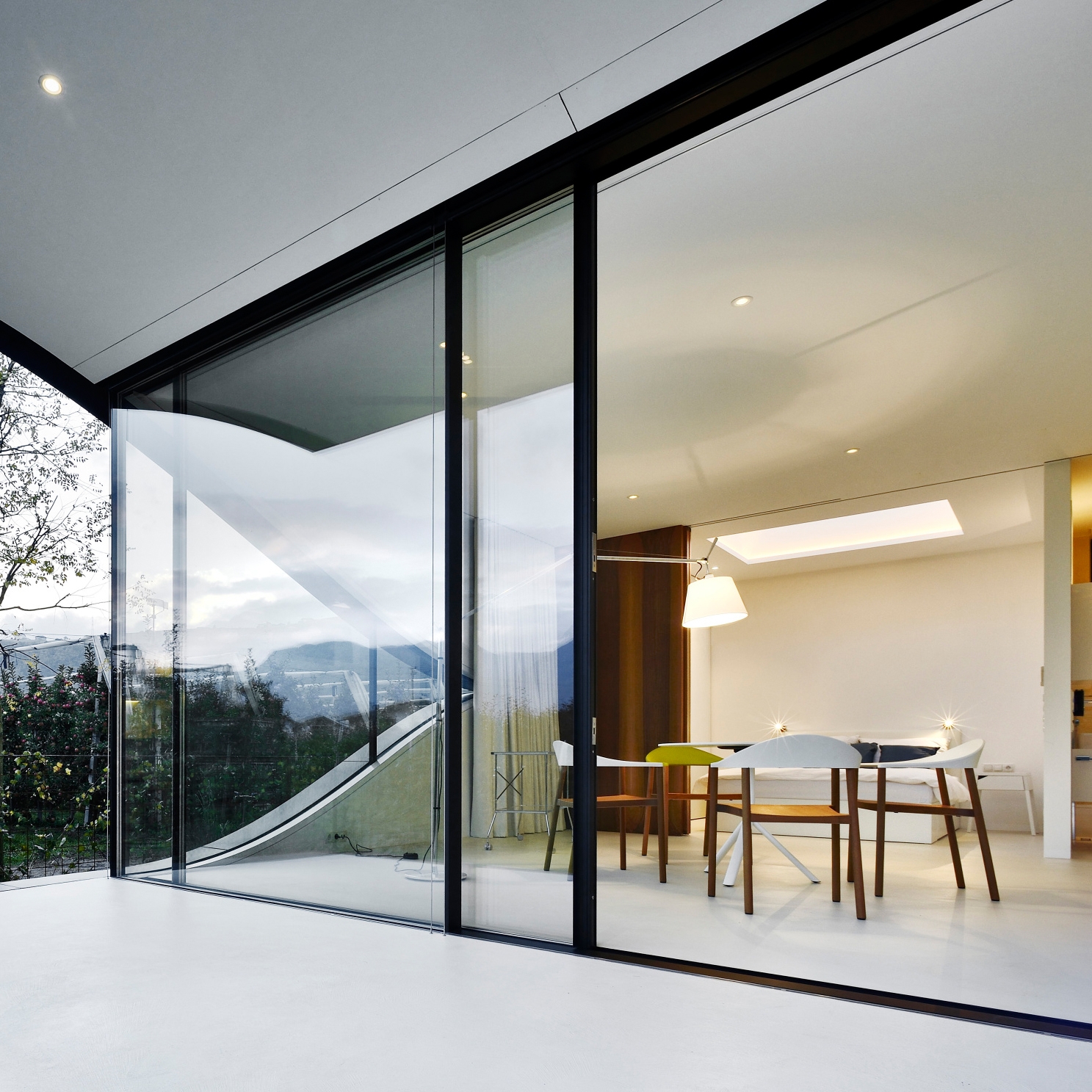 Display product Sky-Frame 2 sliding window from manufacturer Sky-Frame