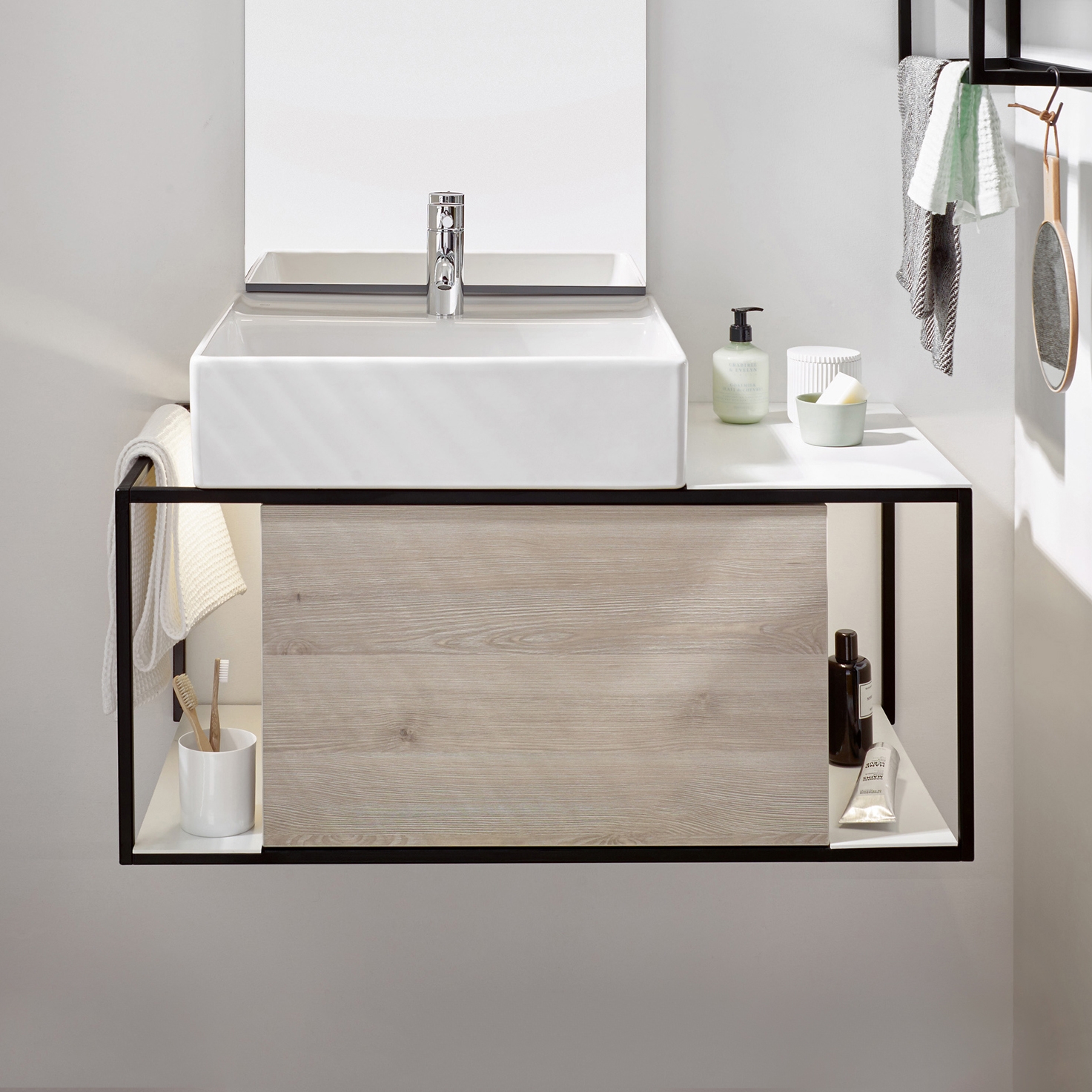 Display product Junit | Ceramic washbasin incl. vanity unit from manufacturer burgbad