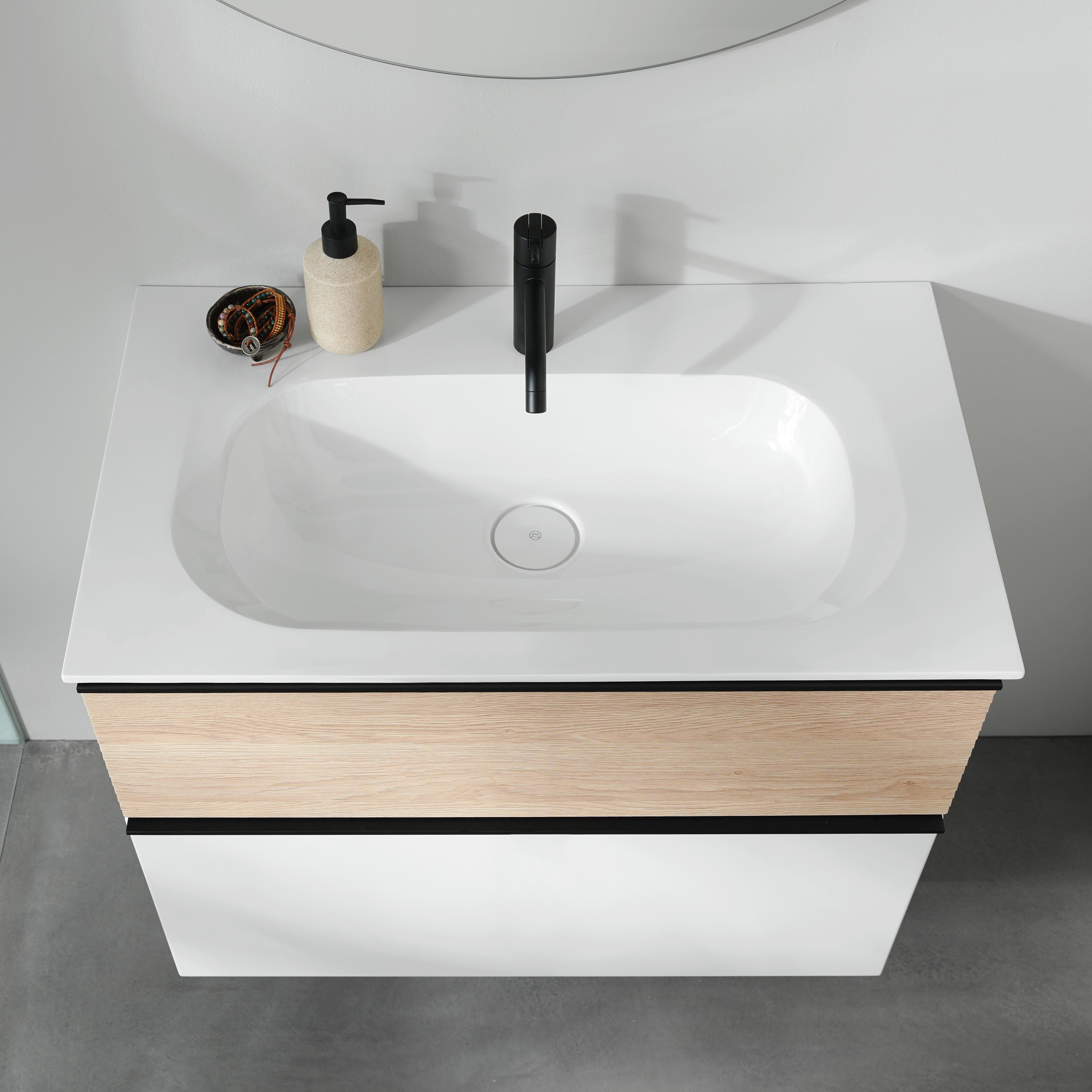 Vertoon produk Fiumo | Mineral cast washbasin incl. vanity unit van vervaardiger burgbad