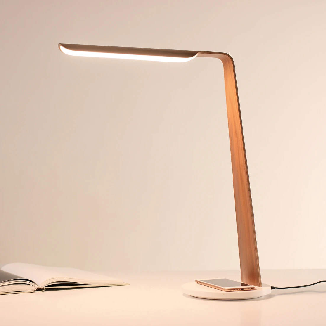 DESK LIGHT
