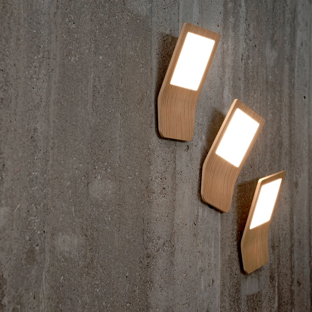 WALL LIGHTS