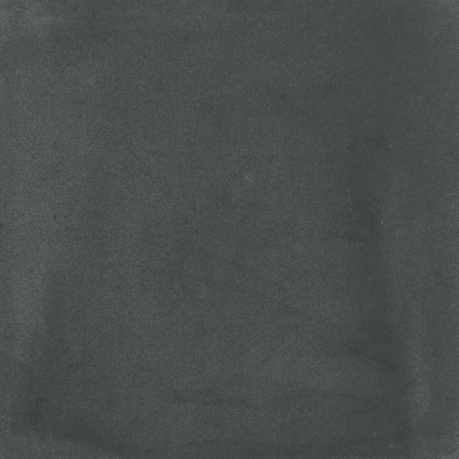 Mostra il prodotto Encaustic Black del produttore Apavisa