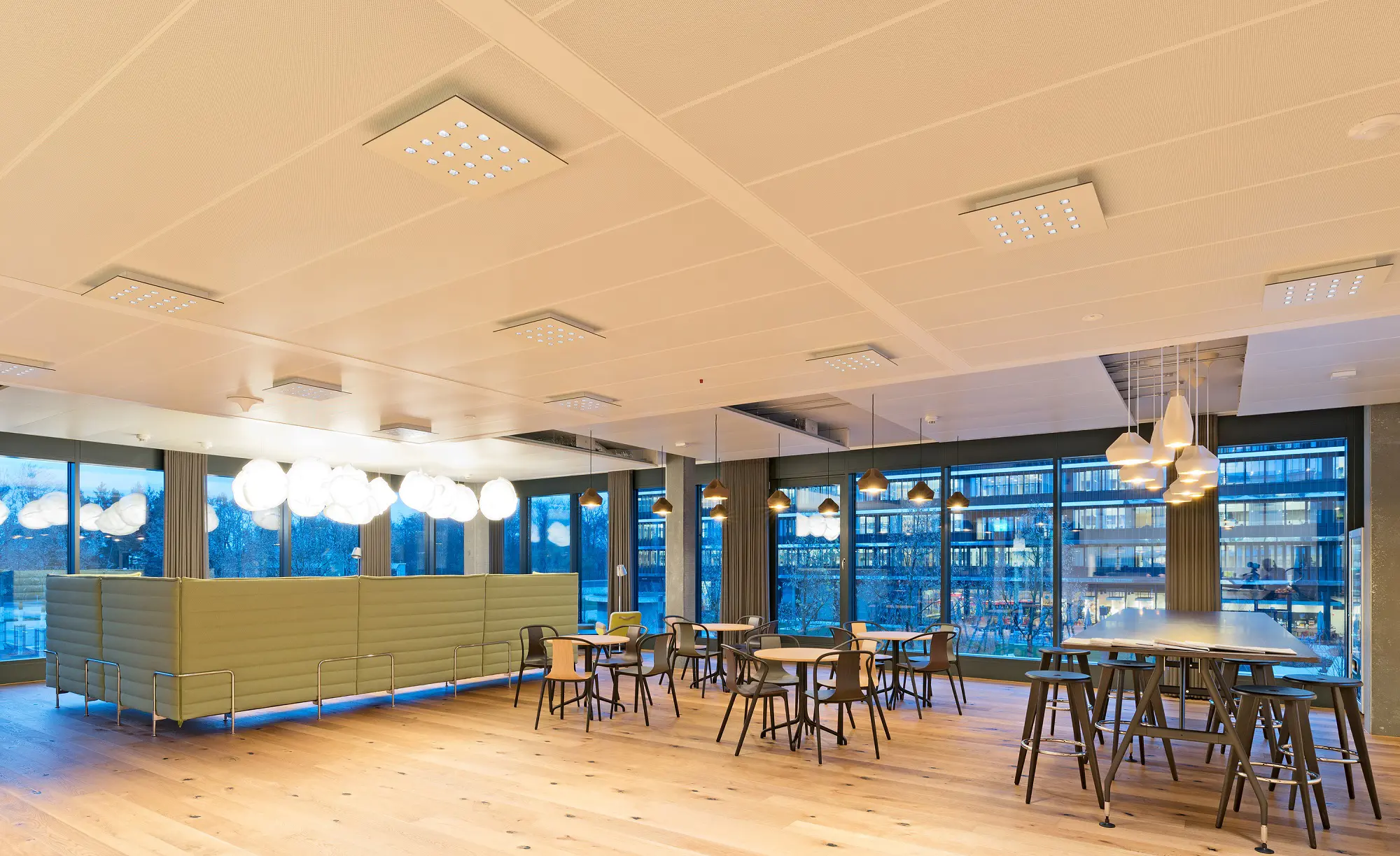 Lindner Group - Plafotherm® B 100