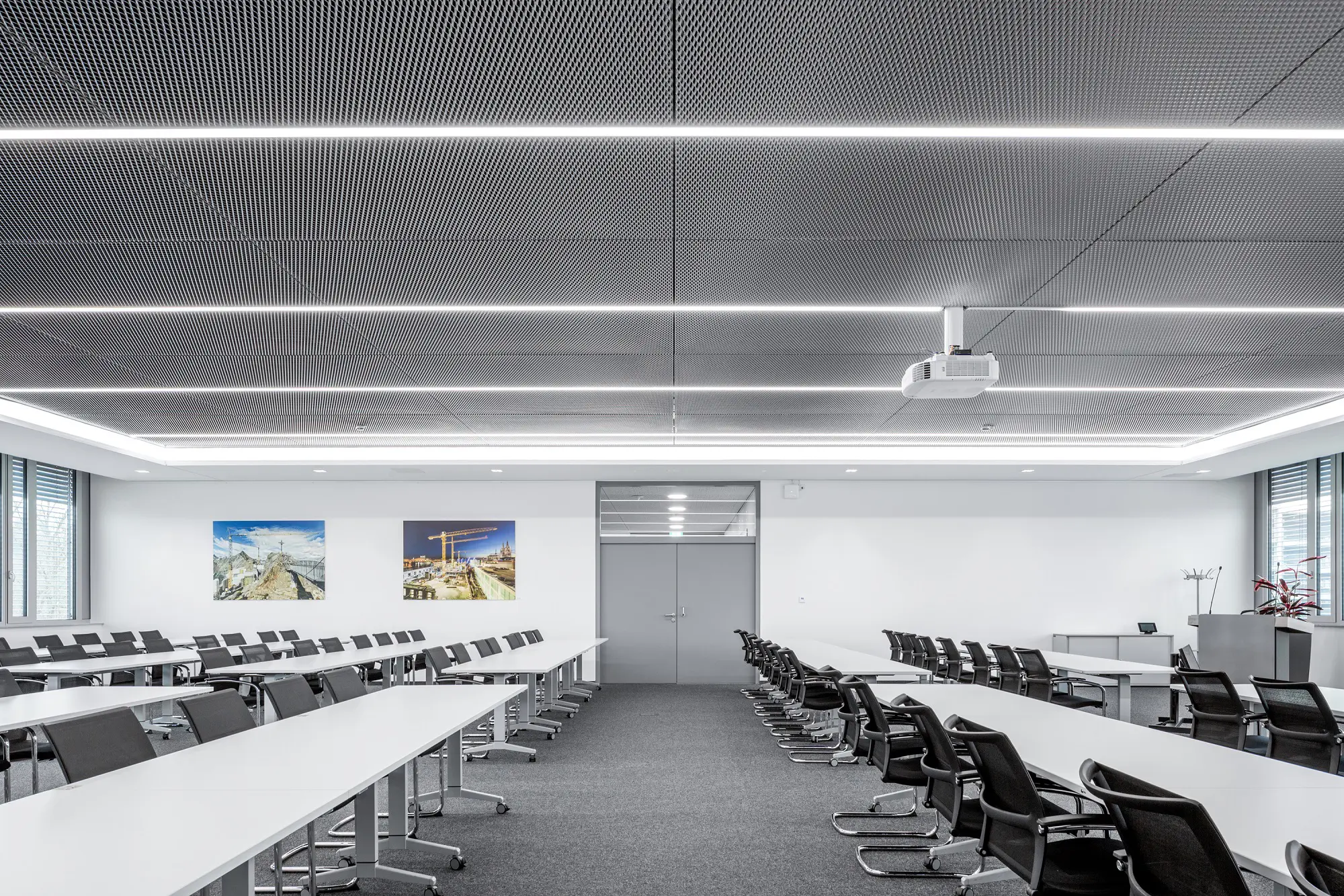 Lindner Group - Plafotherm® St 213