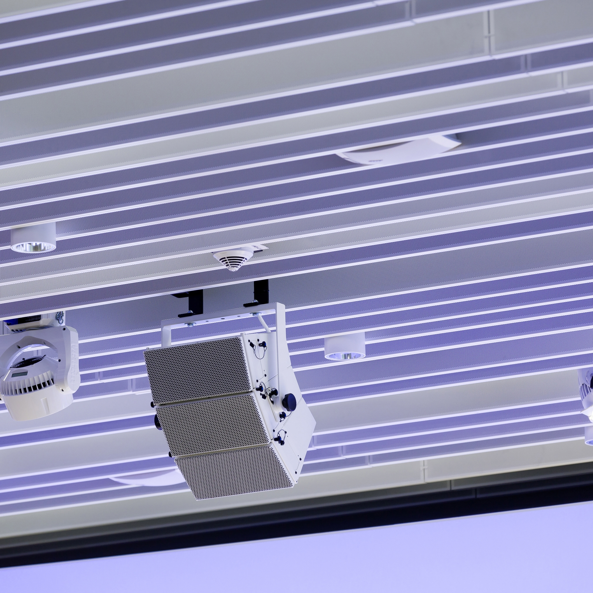 Display product Plafotherm® L 608 from manufacturer Lindner Group