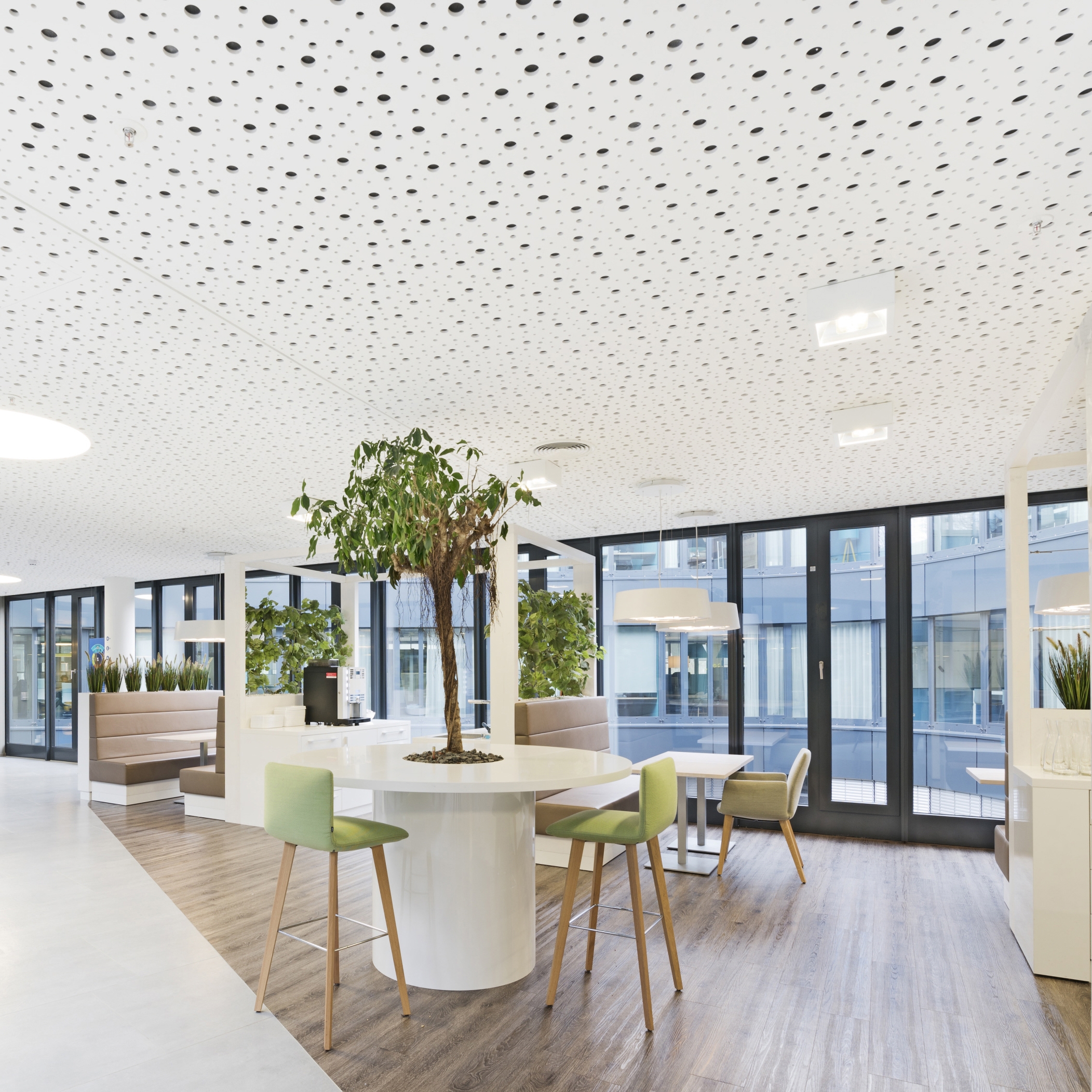 Display product Plafotherm® GK HEKDA® from manufacturer Lindner Group