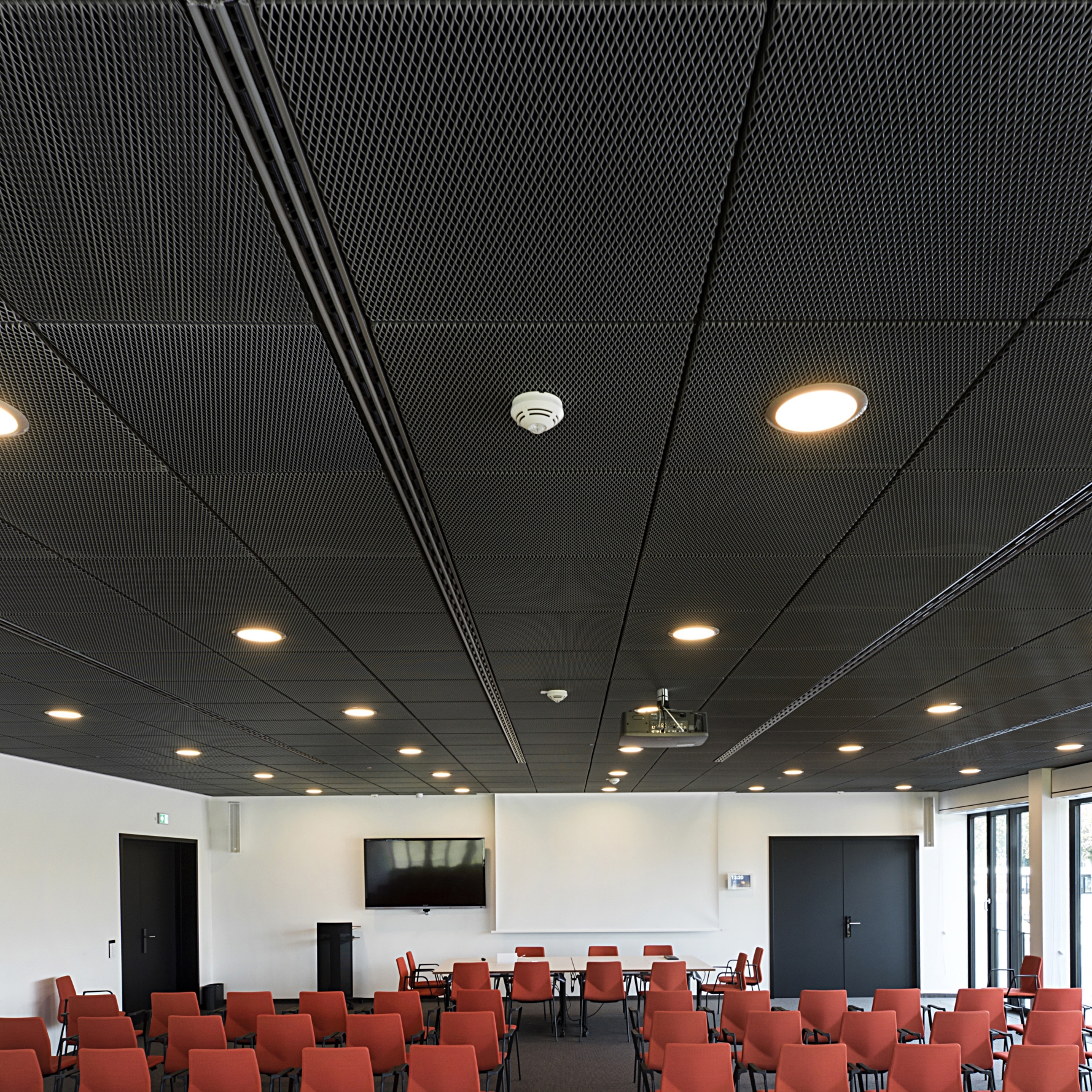 Display product LMD-St 213 from manufacturer Lindner Group