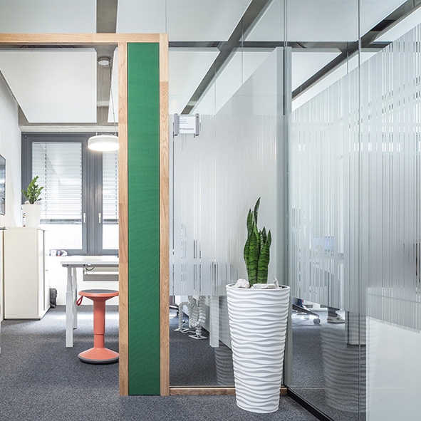 Display product Lindner Life Nature from manufacturer Lindner Group