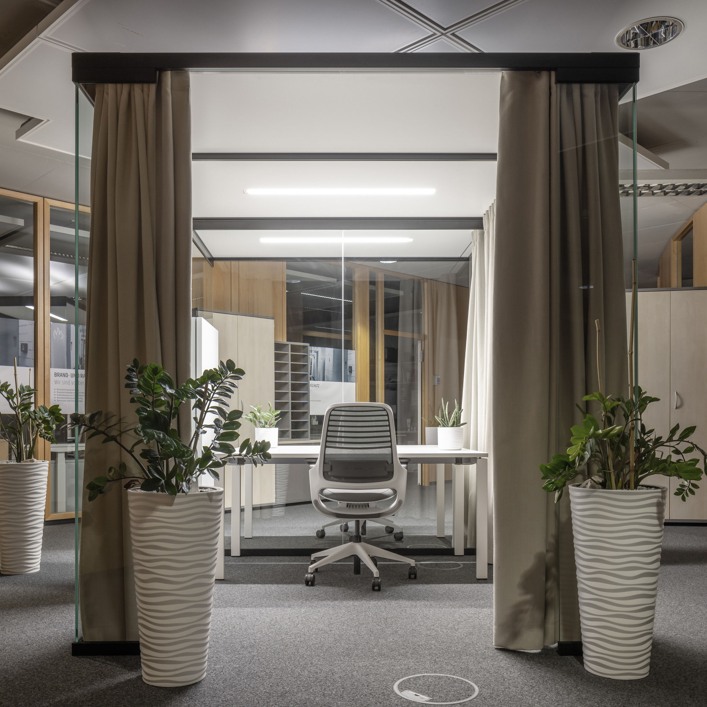 Display product Lindner FLEXShell from manufacturer Lindner Group