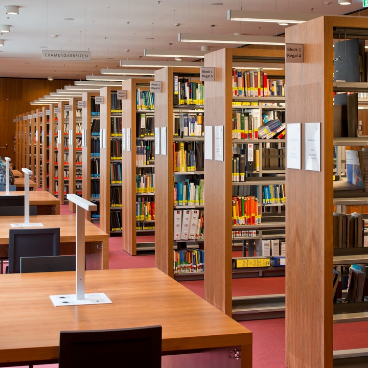 Display product FLOOR and more® power from manufacturer Lindner Group