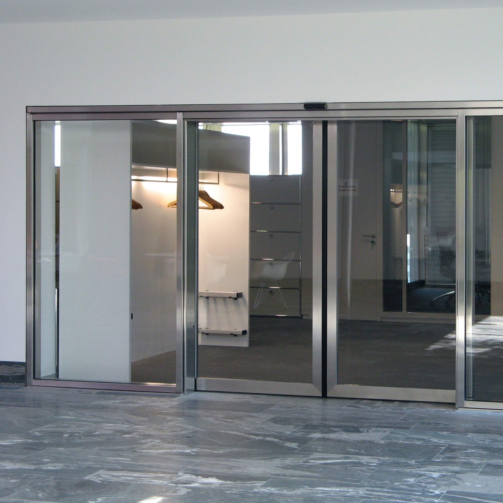 Afficher le produit Forster fuego light EI30 | Porte coulissante coupe-feu du fabricant Forster Profile Systems