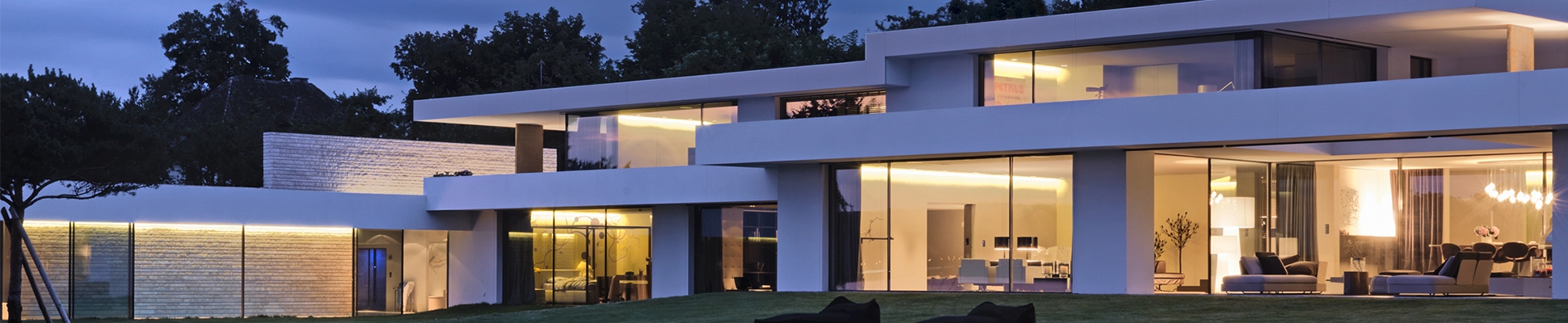 Discover the world of manufacturer swissFineLine