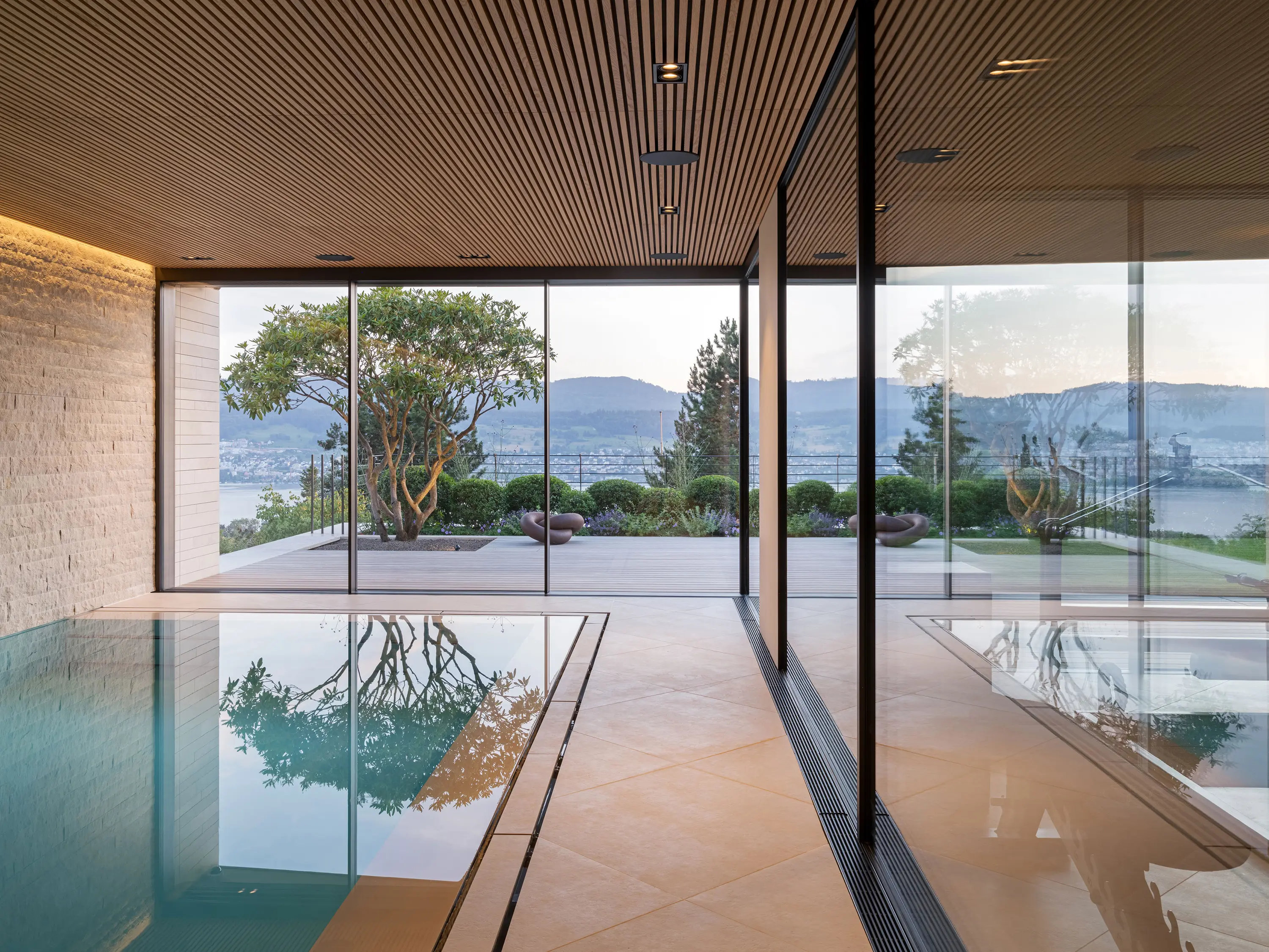 swissFineLine - Frameless sliding windows