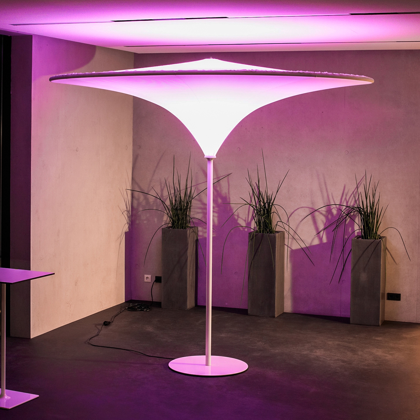 Mostra il prodotto Light & Acoustic Umbrella del produttore Koch Membranen