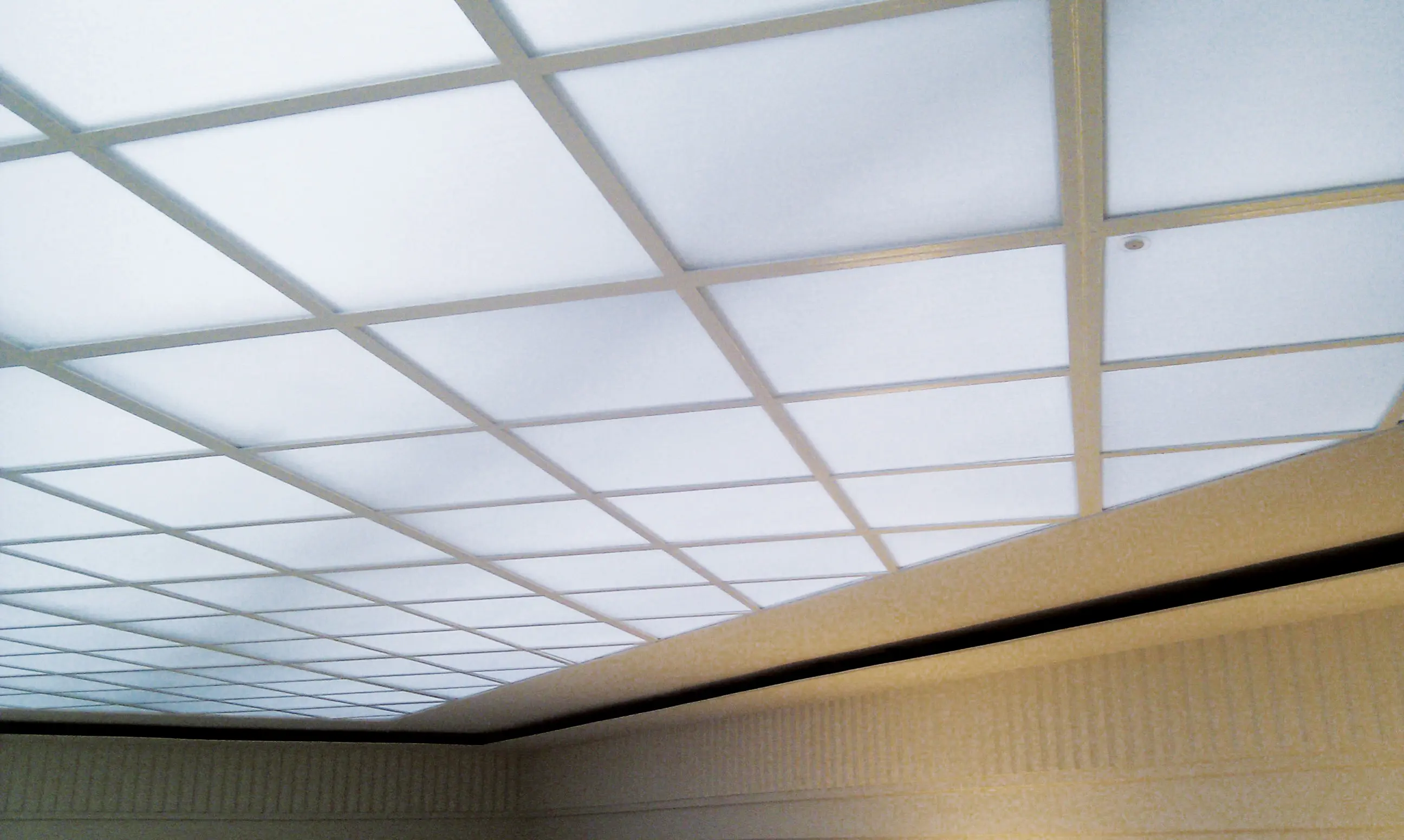 Koch Membranen - Grid Ceilings