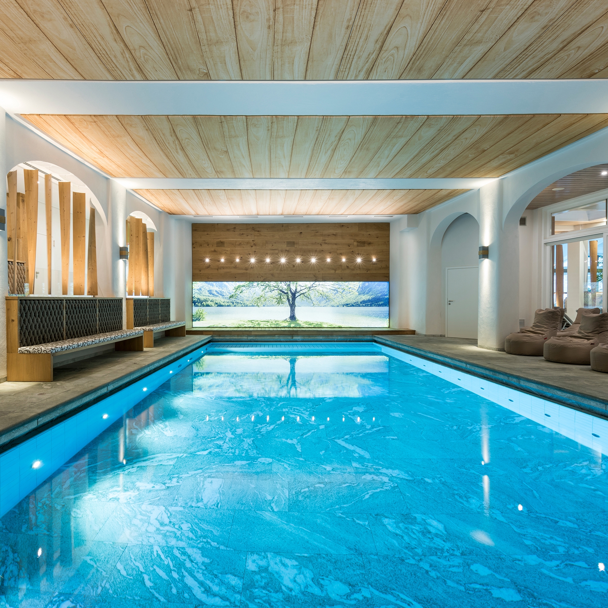 Display product Swimmingpool Ceilings from manufacturer Koch Membranen