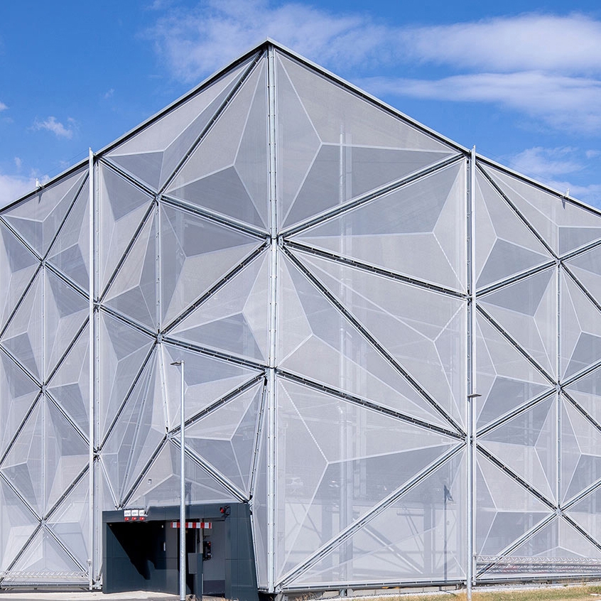 Produkt Parking Garage Facades des Herstellers Koch Membranen anzeigen