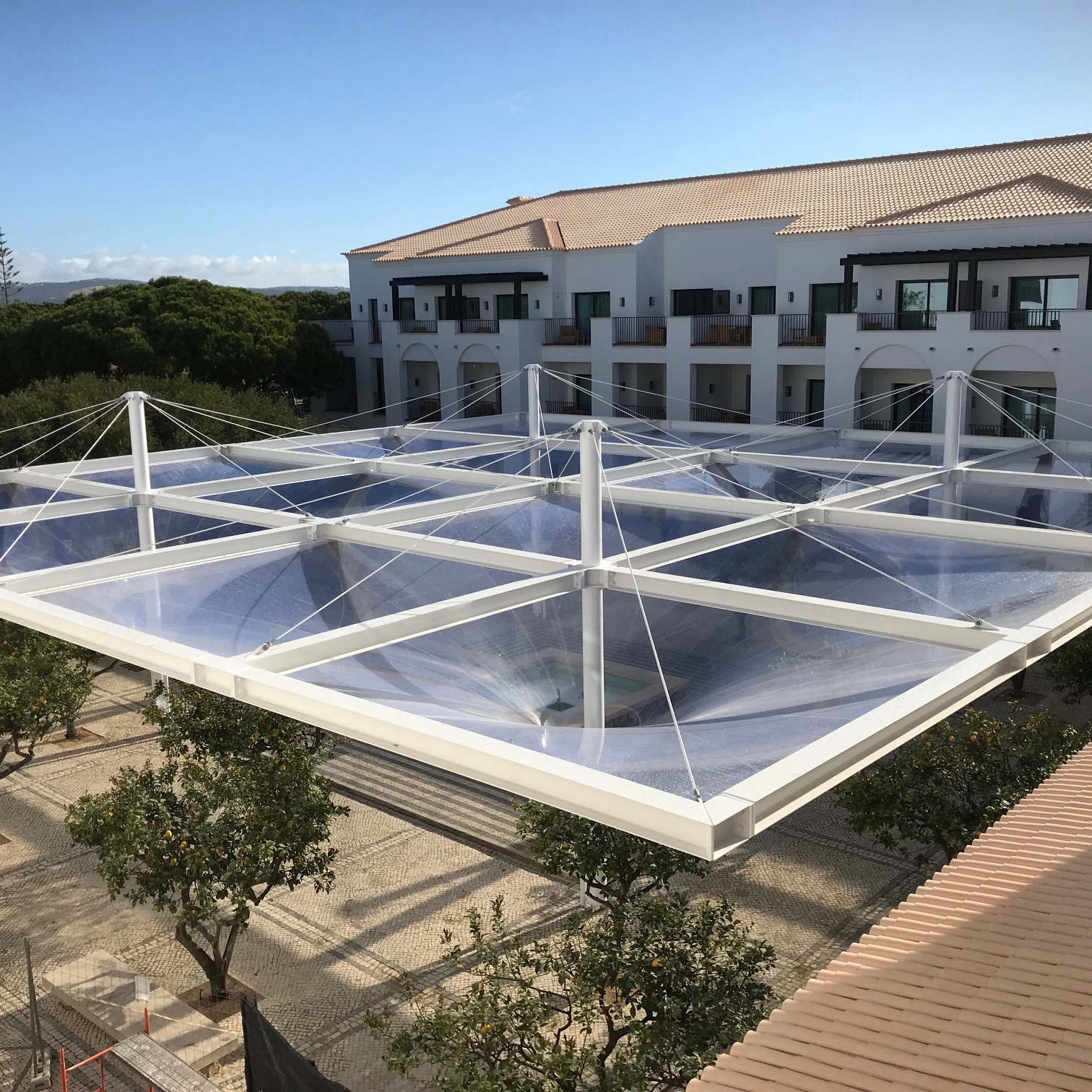 Afficher le produit Funnel Umbrellas du fabricant Koch Membranen