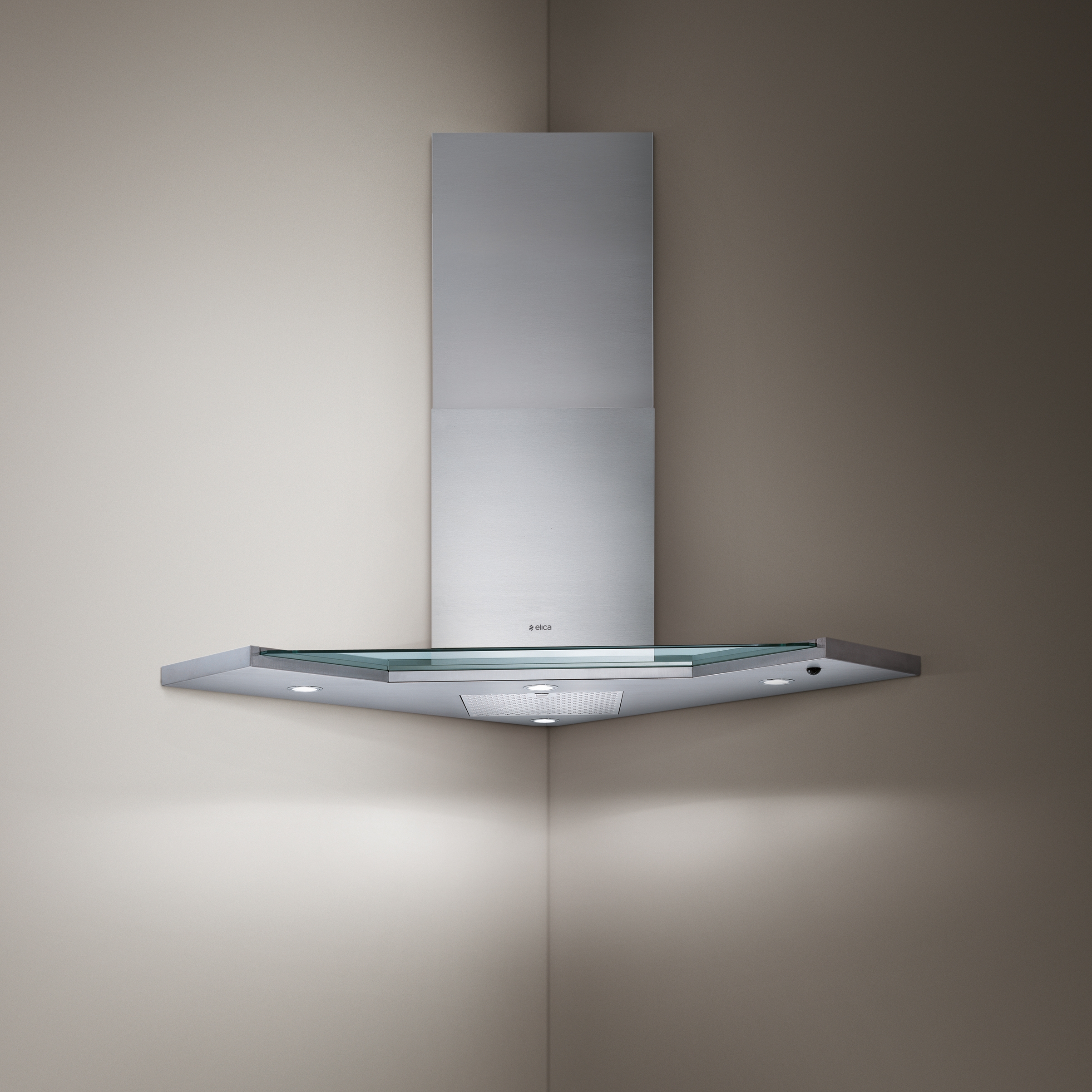 Mostrar el producto SYNTHESIS corner mounted del fabricante Elica