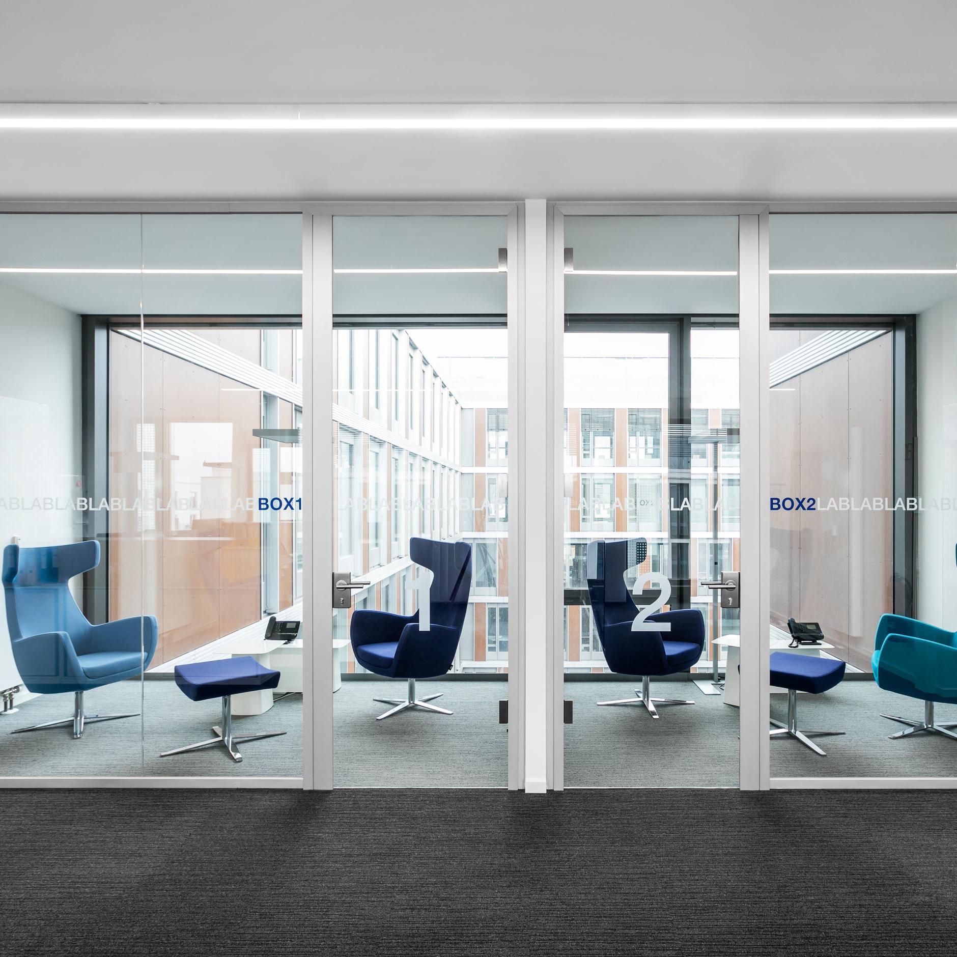 Afficher le produit fecodoor glass G10 du fabricant feco. Die Systemwand.