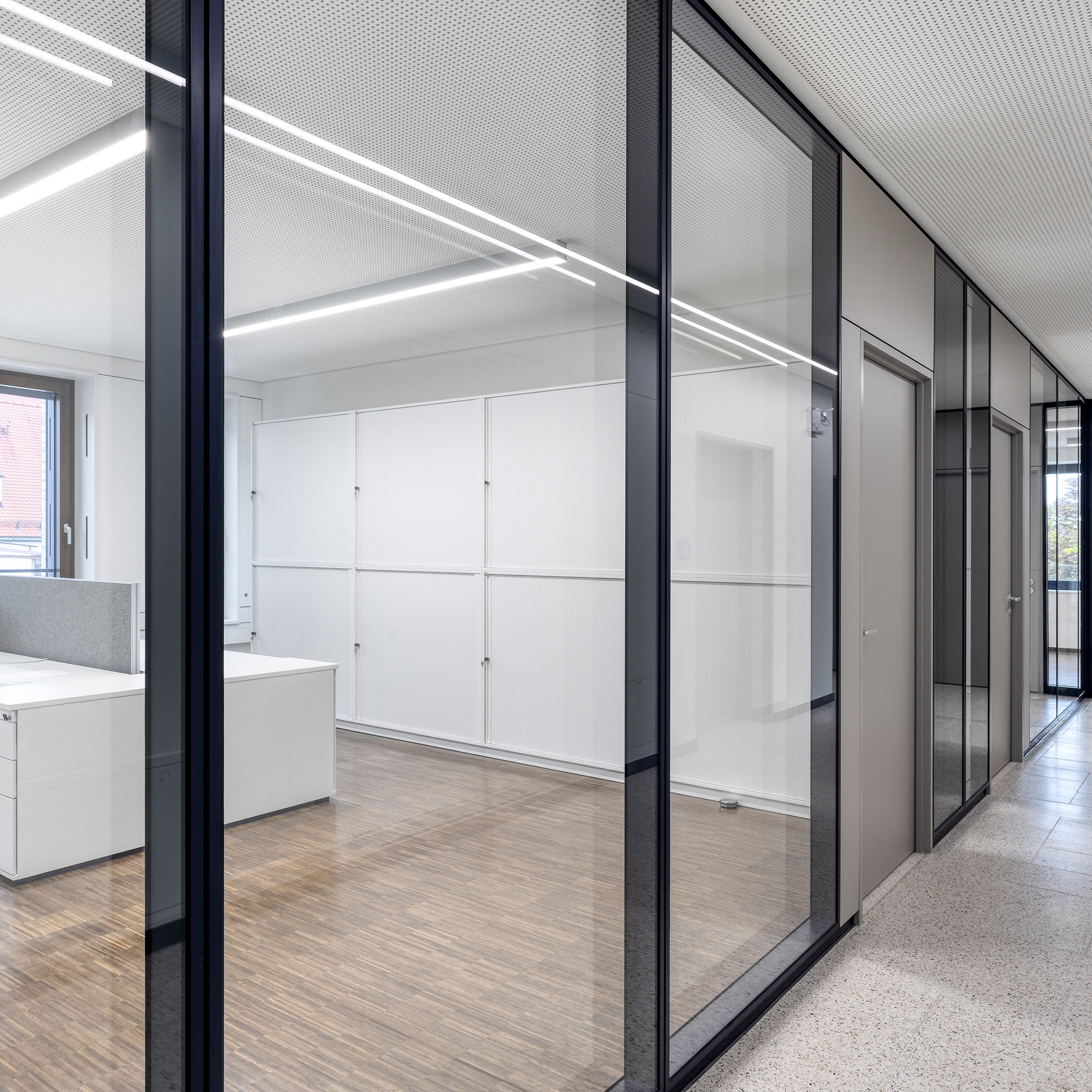 Mostra il prodotto fecofix wood del produttore feco. Die Systemwand.