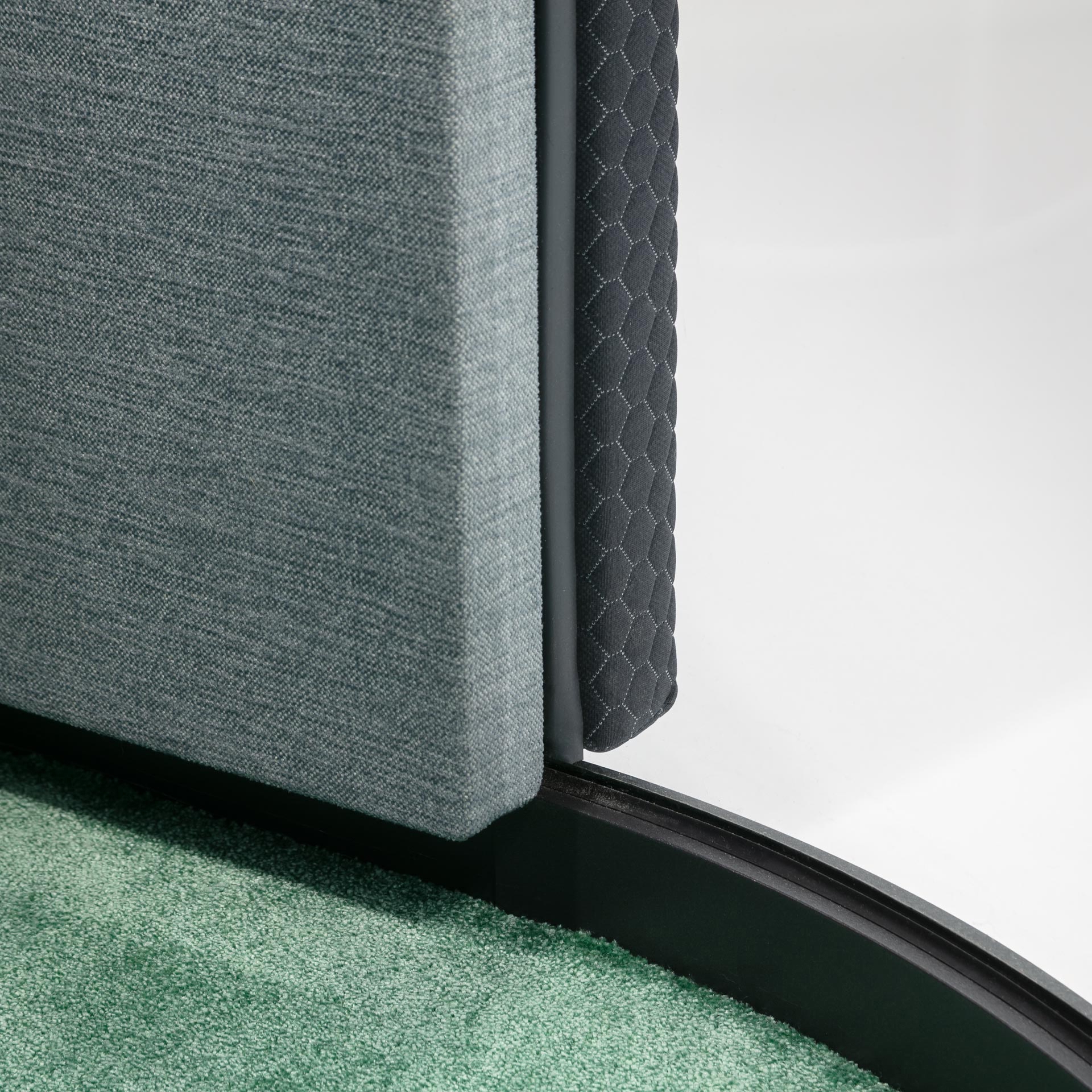 Mostra il prodotto fecophon fabric del produttore feco. Die Systemwand.
