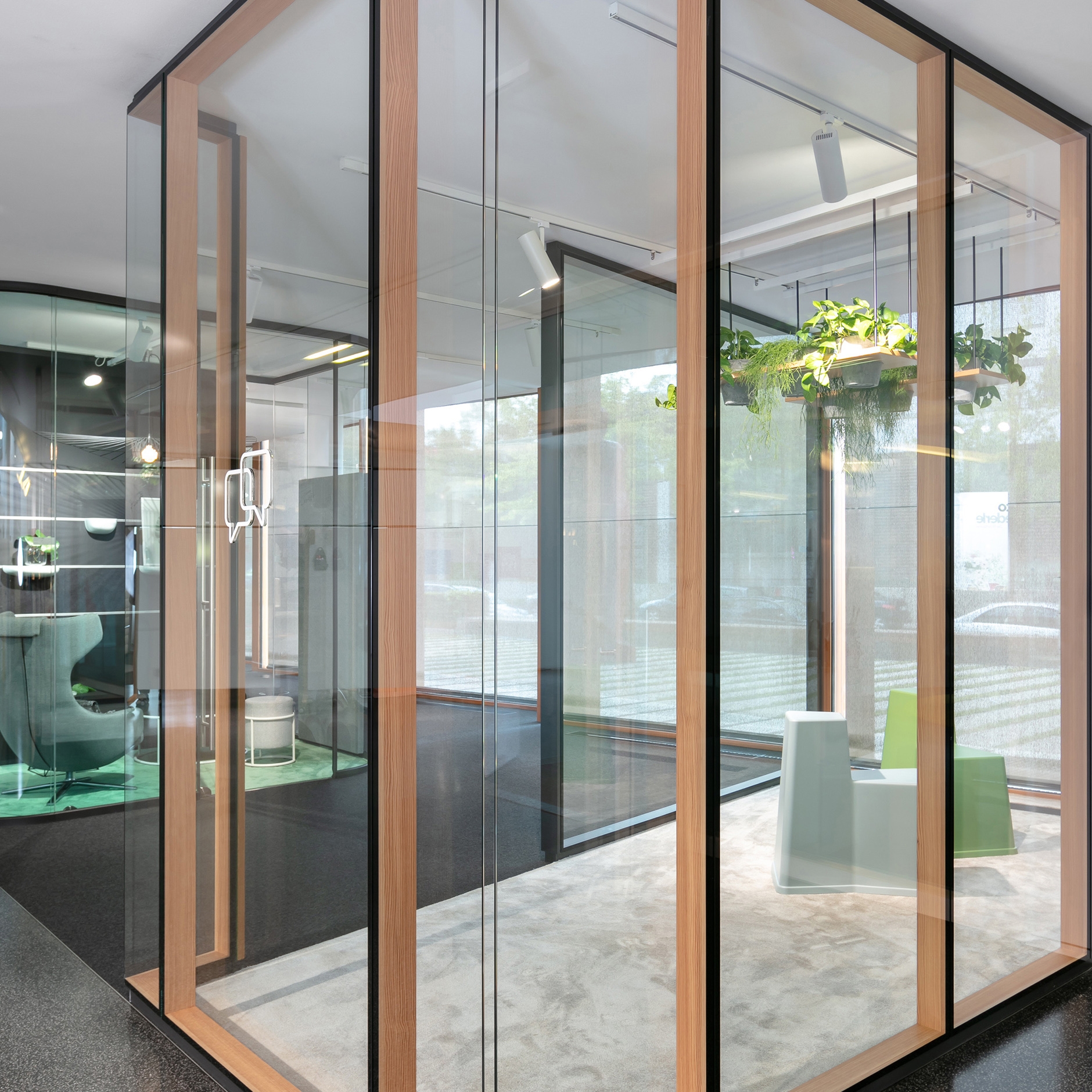Vertoon produk fecostruct wood van vervaardiger feco. Die Systemwand.