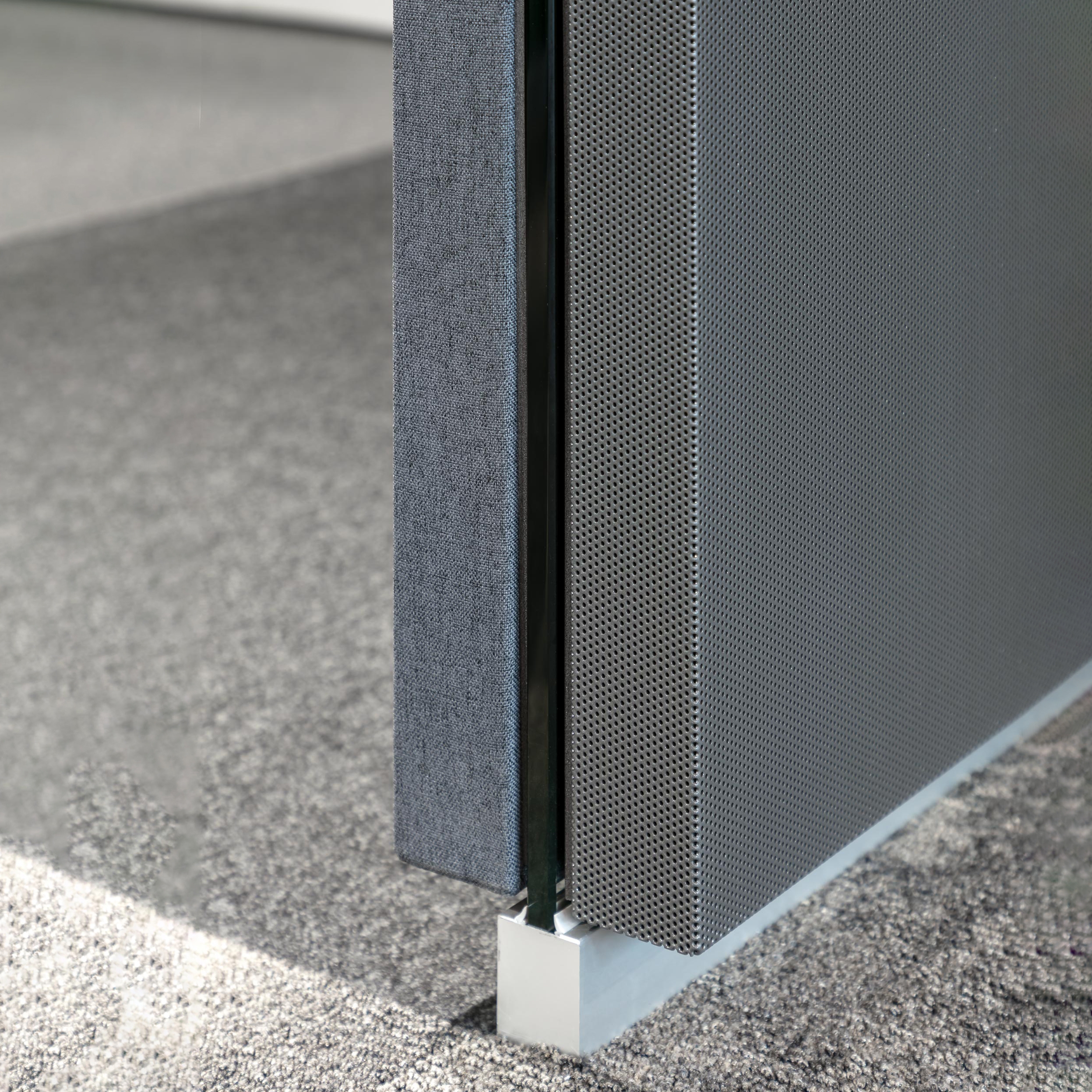 Display product fecophon metal from manufacturer feco. Die Systemwand.