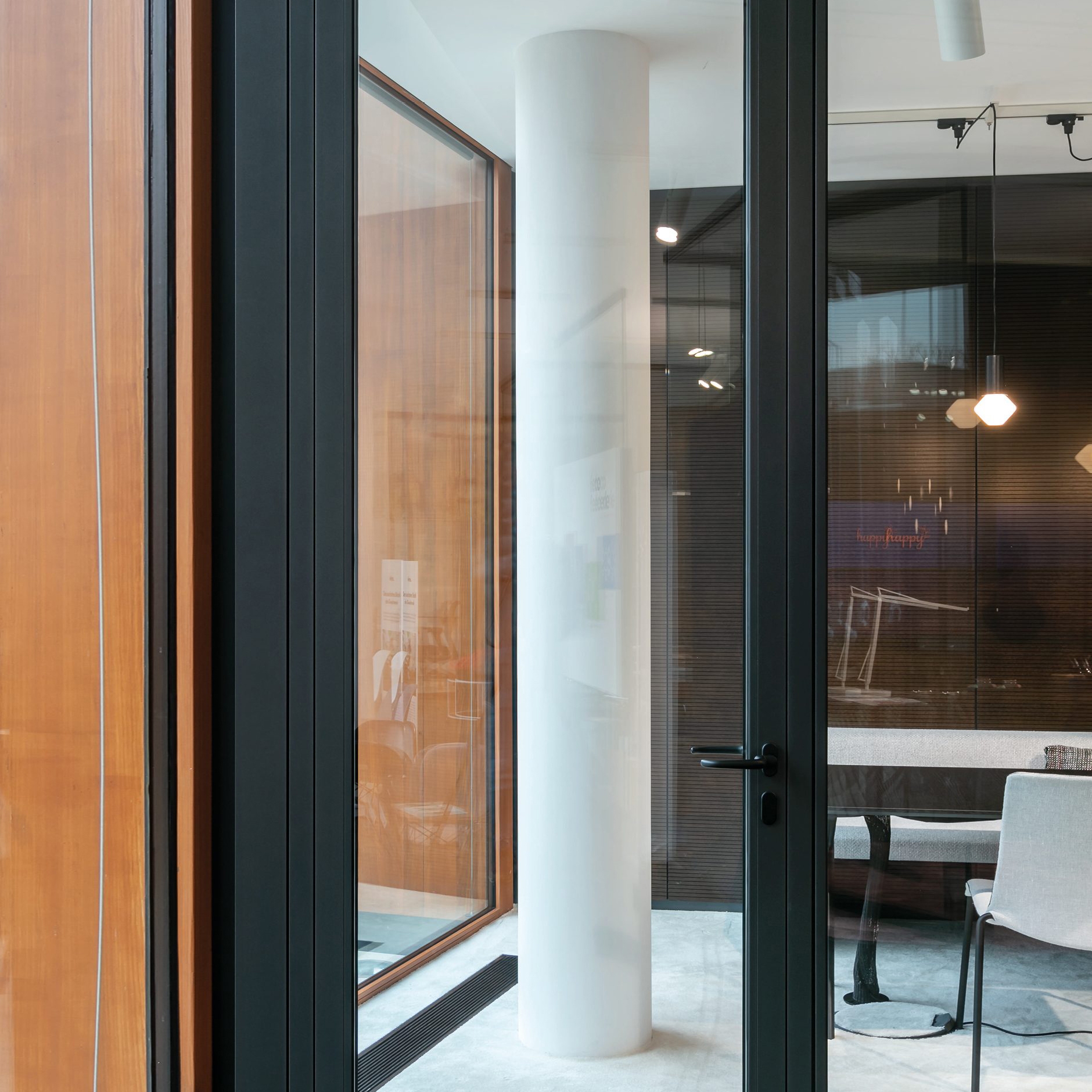 Mostra il prodotto fecodoor glass A85 del produttore feco. Die Systemwand.