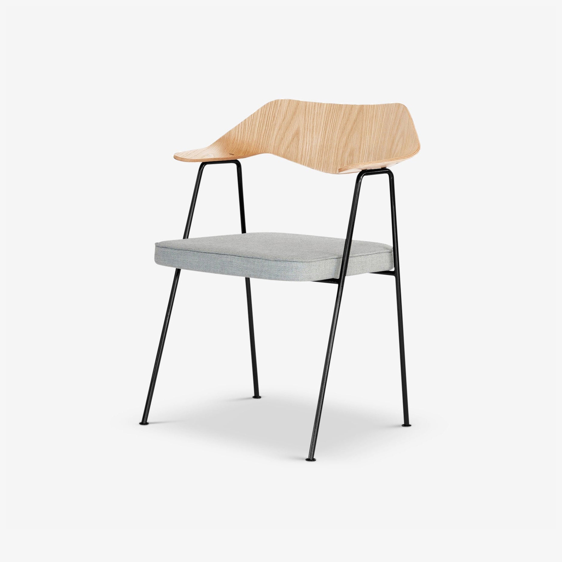 675 Chair | Oak