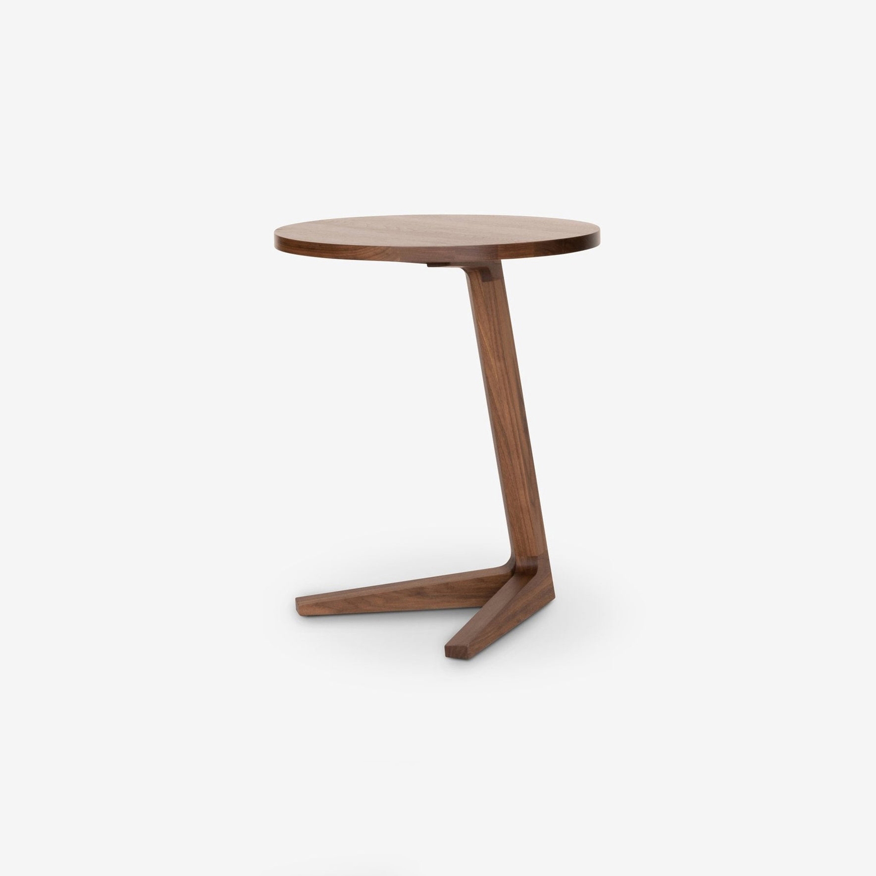 Vertoon produk Cross Side Table | Walnut van vervaardiger Case Furniture