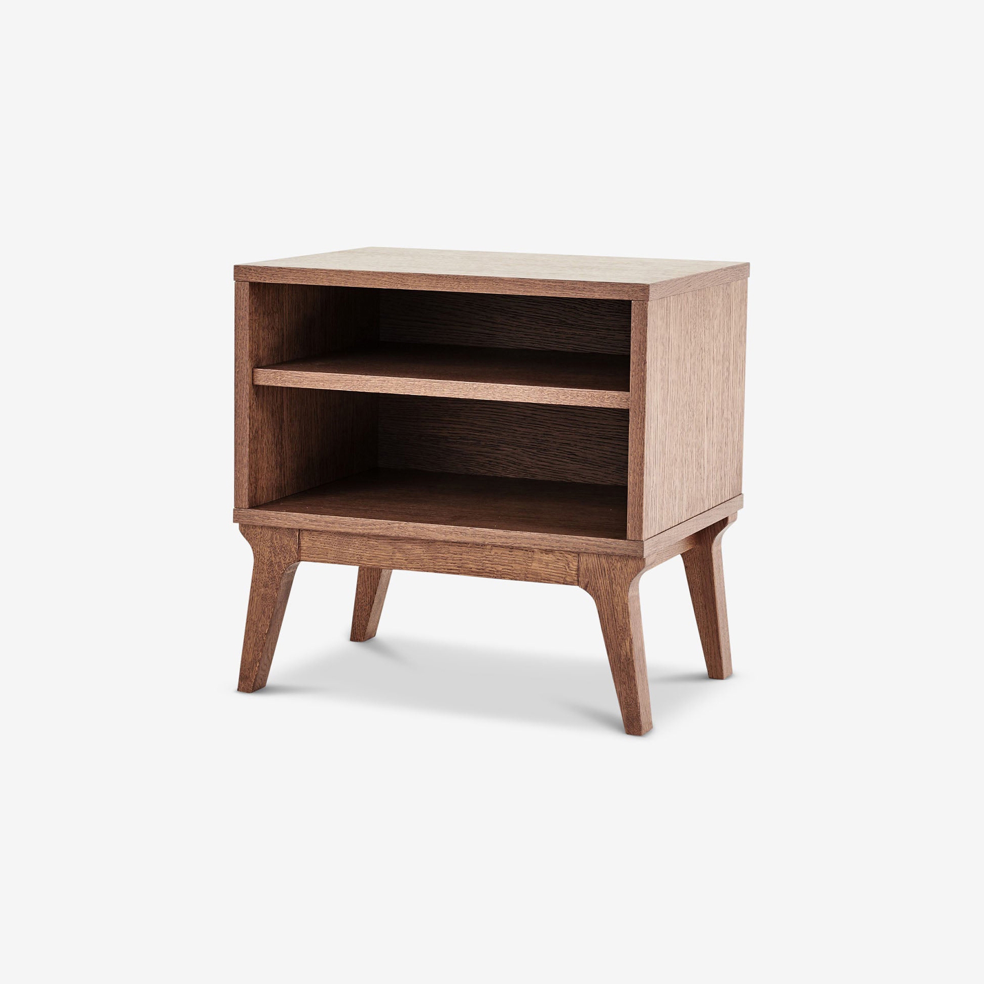 Mostrar el producto Valentine Bedside Table | Stained Walnut del fabricante Case Furniture