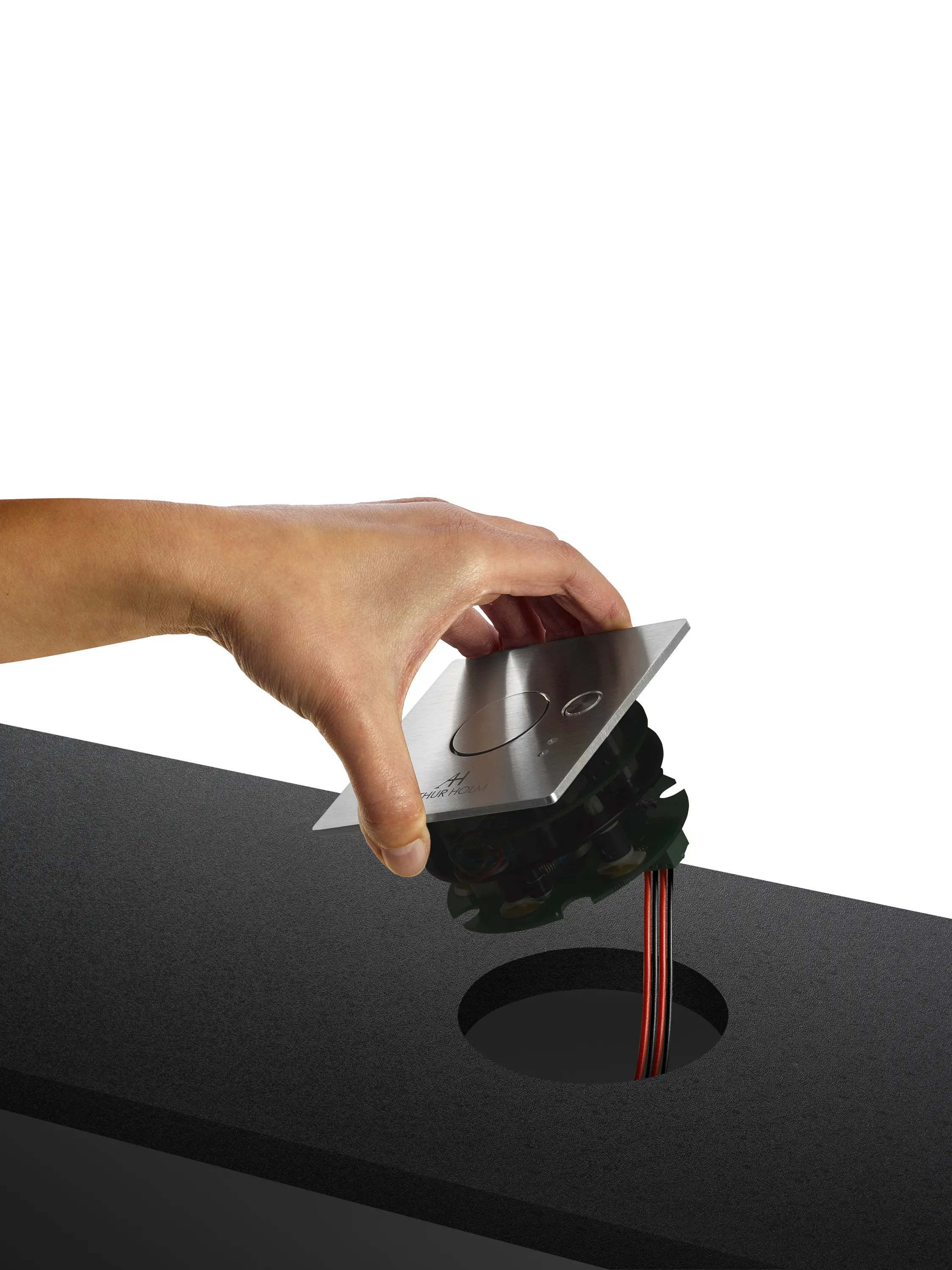 Arthur Holm - MicConnect