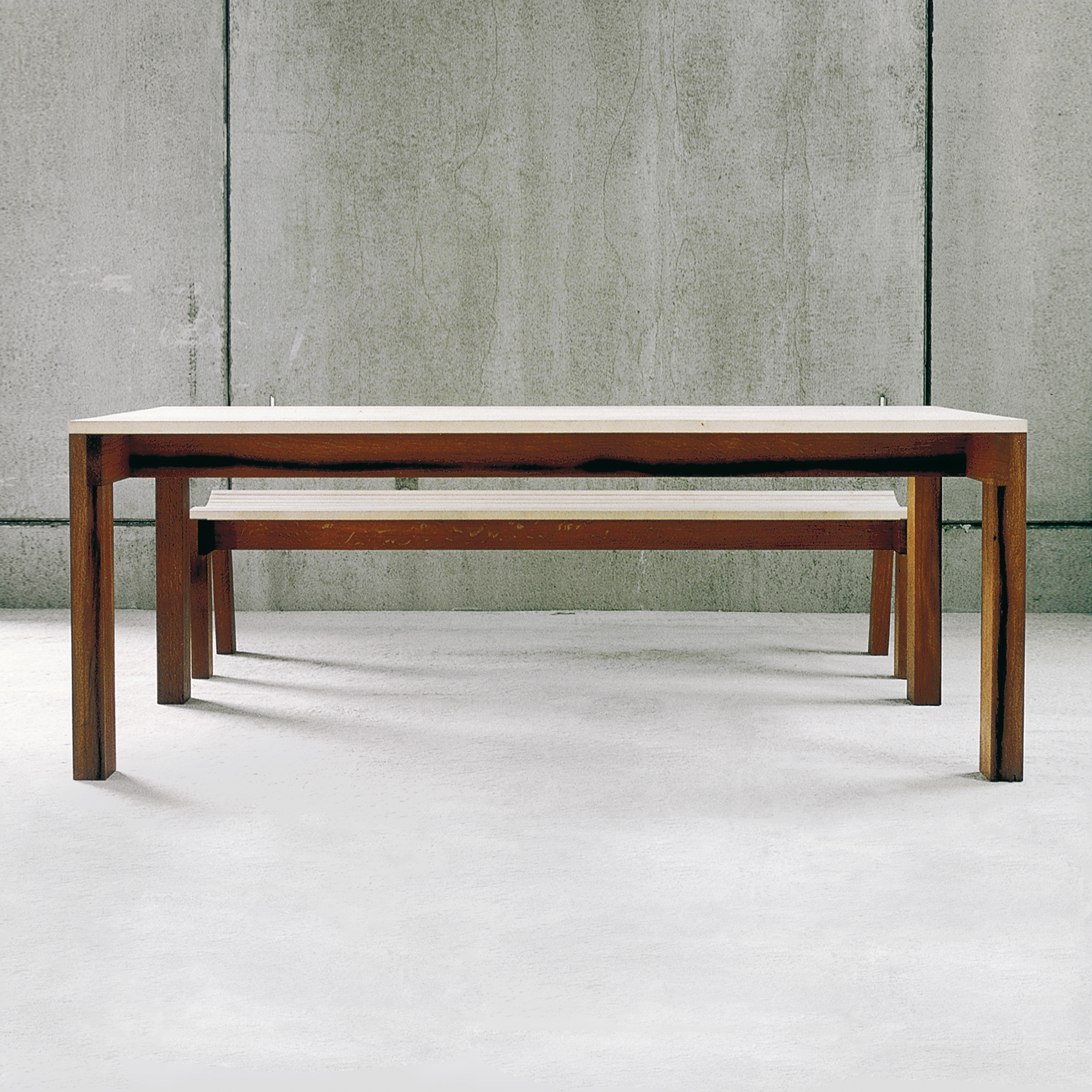 Mostra il prodotto Sole table & bench del produttore Redwitz