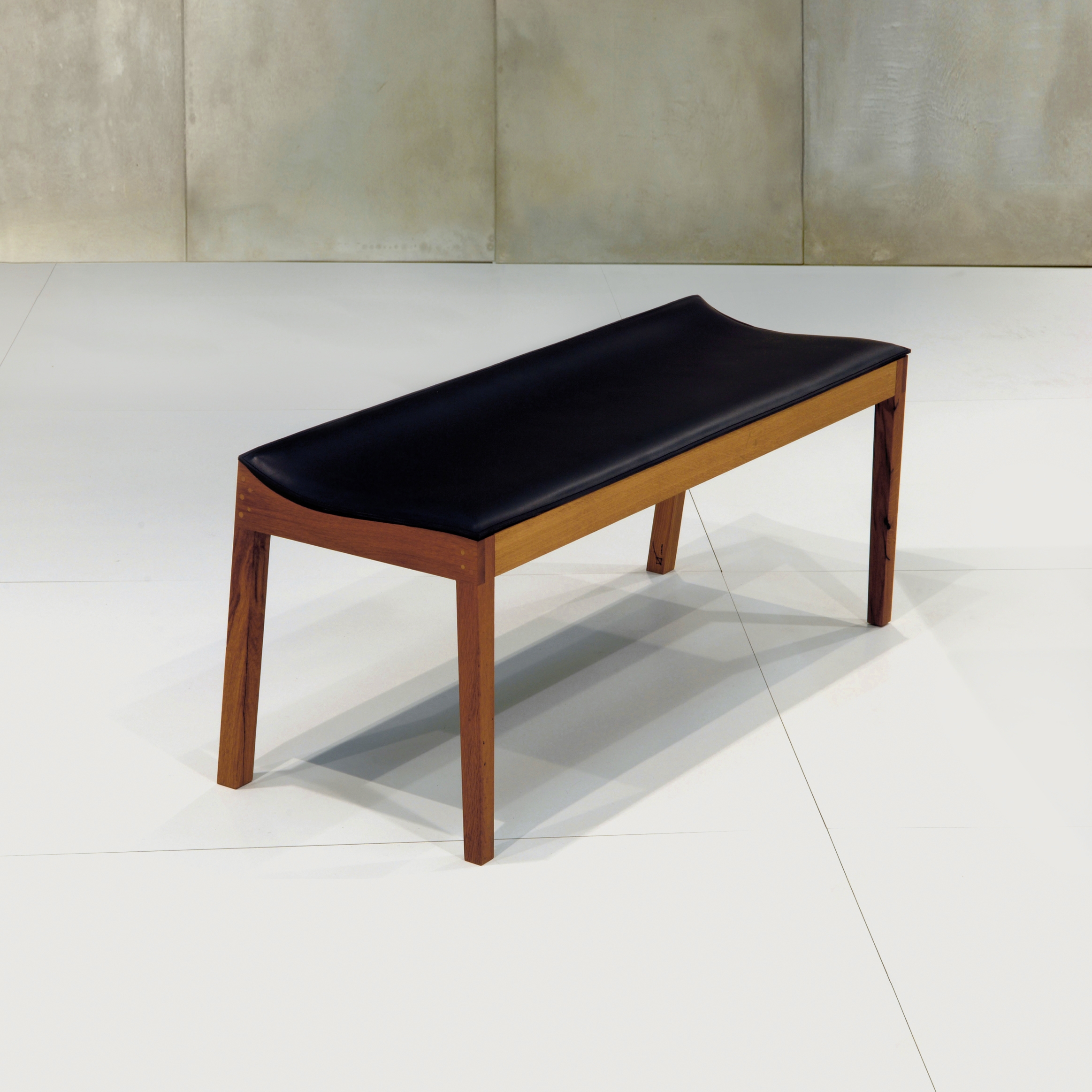 Display product Sole Sgabellino bench from manufacturer Redwitz