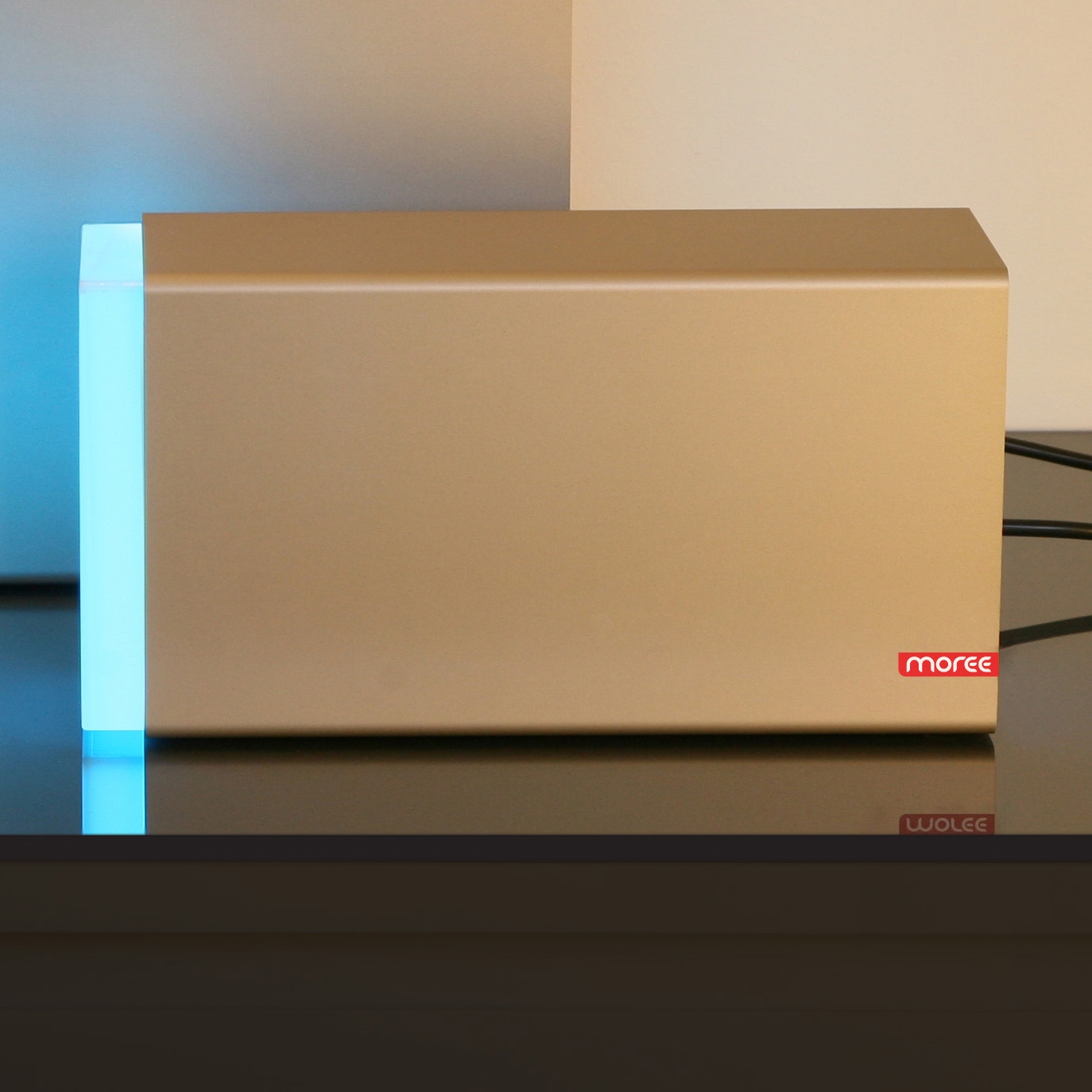 Afficher le produit Eraser 380 Champagne LED du fabricant Moree