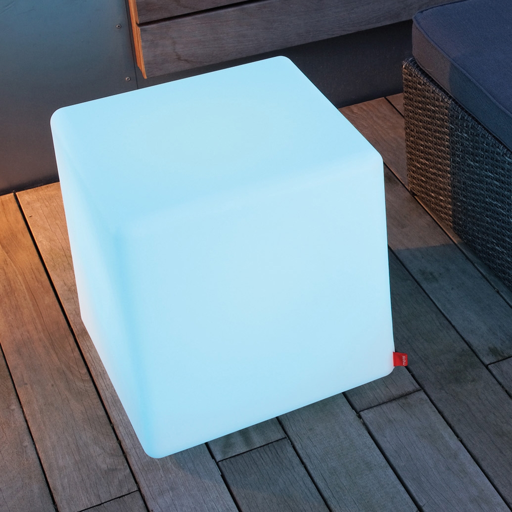 Mostra il prodotto Cube LED Outdoor Accu del produttore Moree