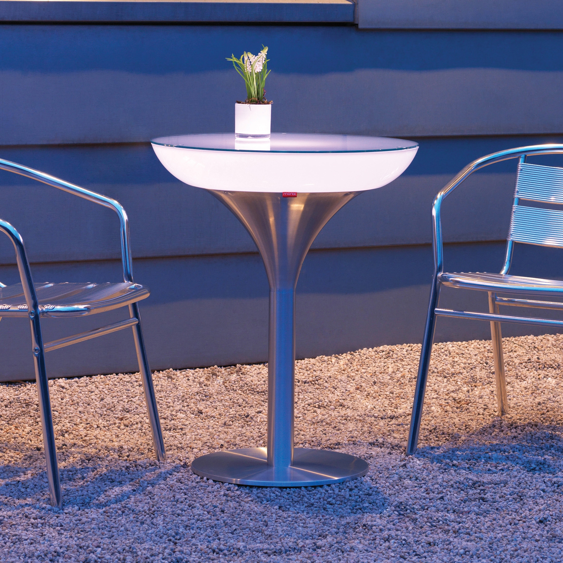 Produkt Lounge M 75 LED Pro Outdoor des Herstellers Moree anzeigen