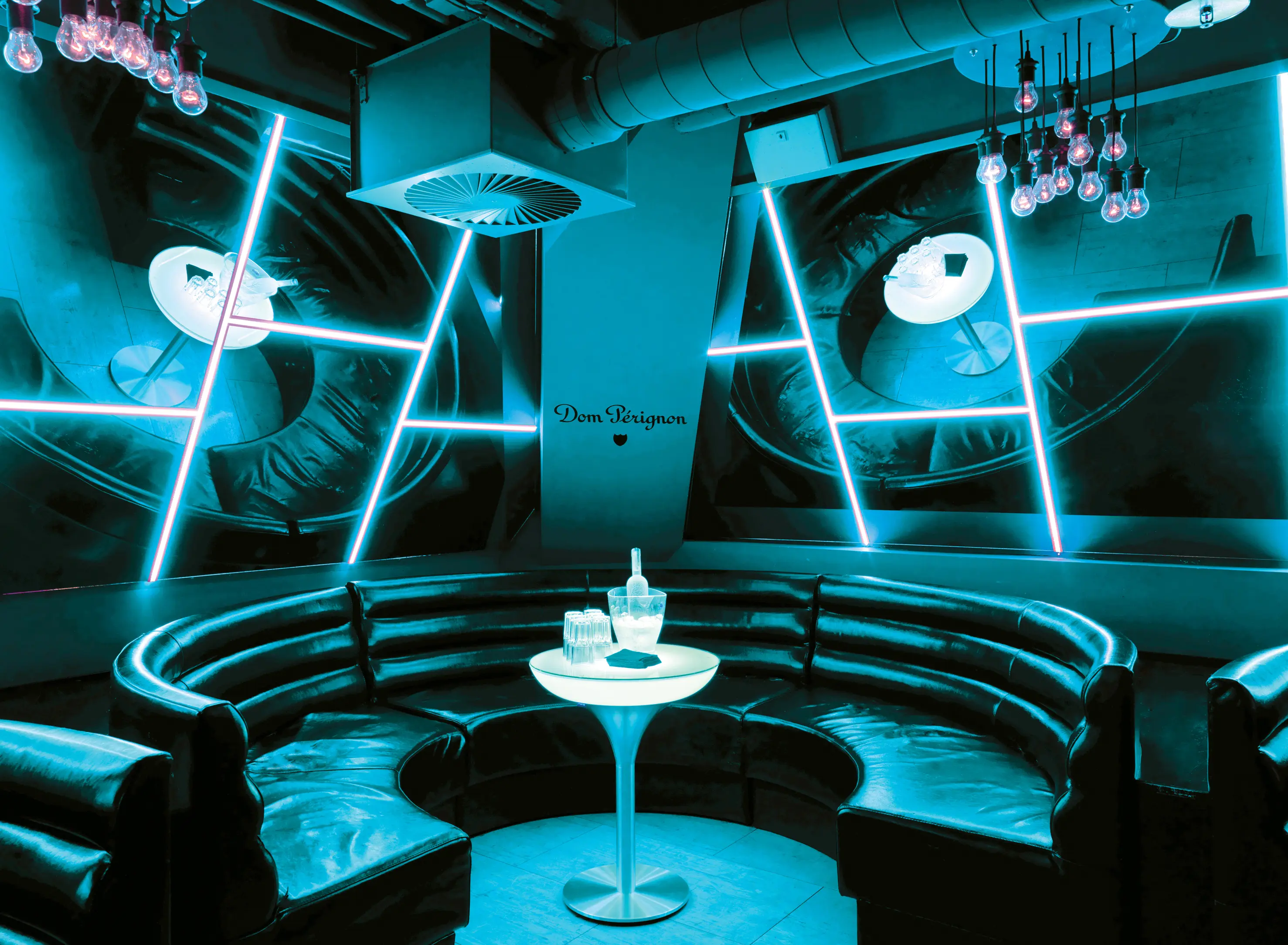 Moree - Lounge M 75 LED Pro Accu