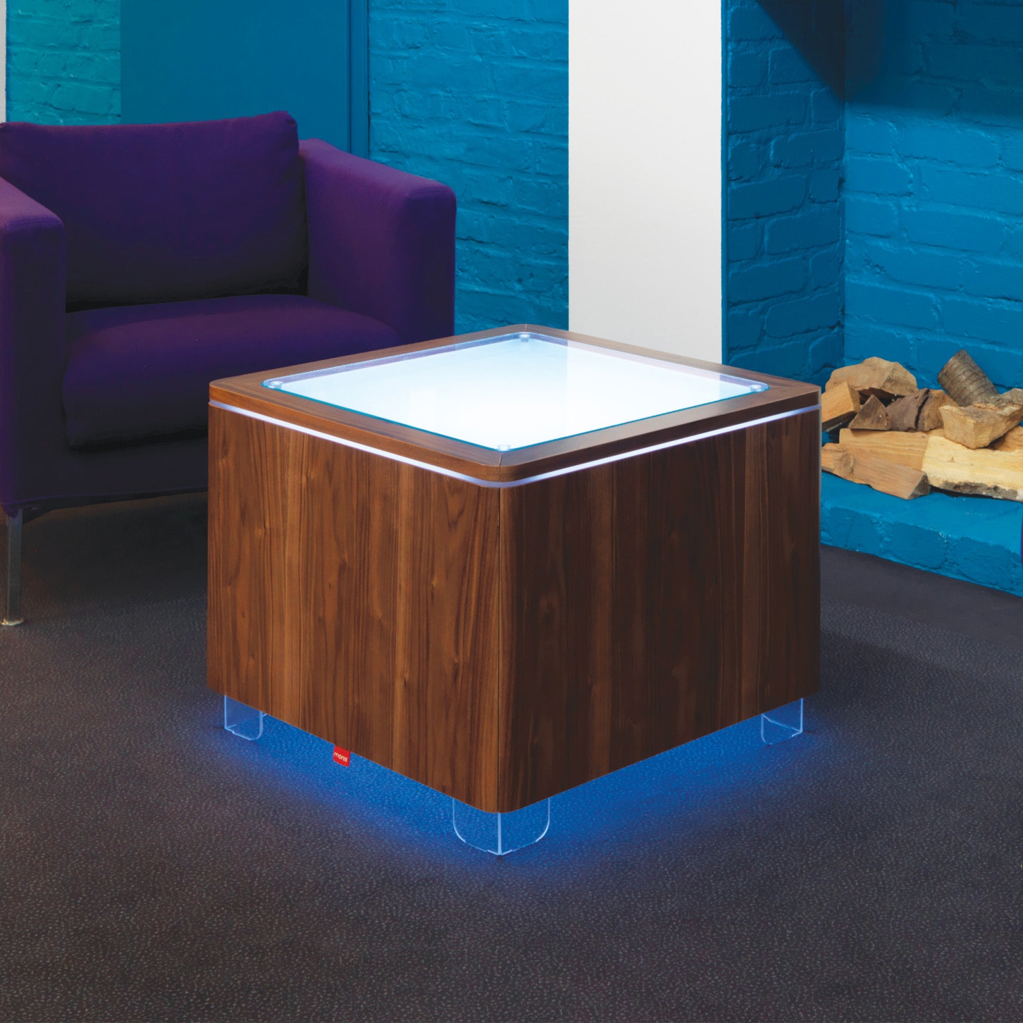 Afficher le produit Ora LED Walnut du fabricant Moree