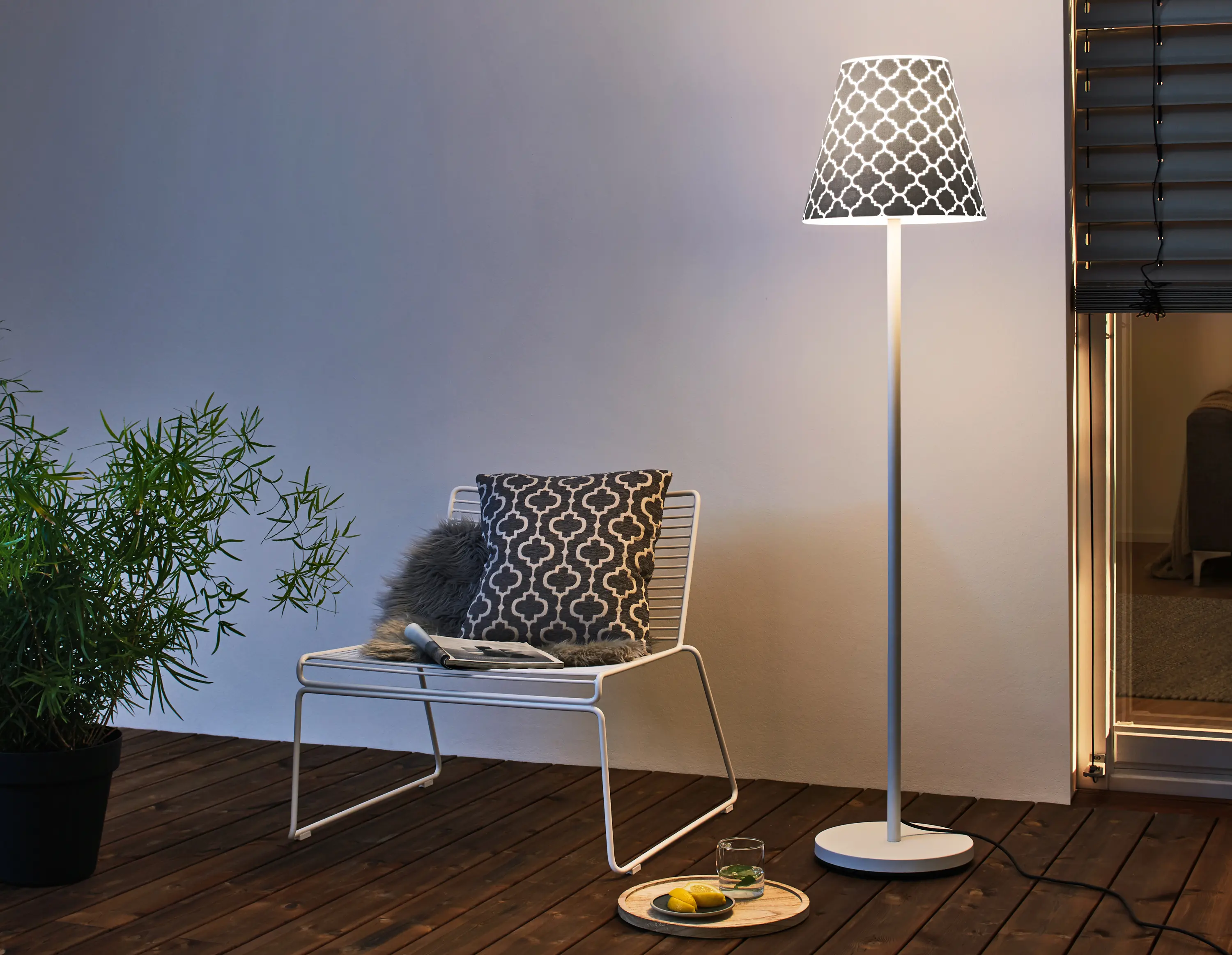 Moree - Swap | with grey quatrefoil shade