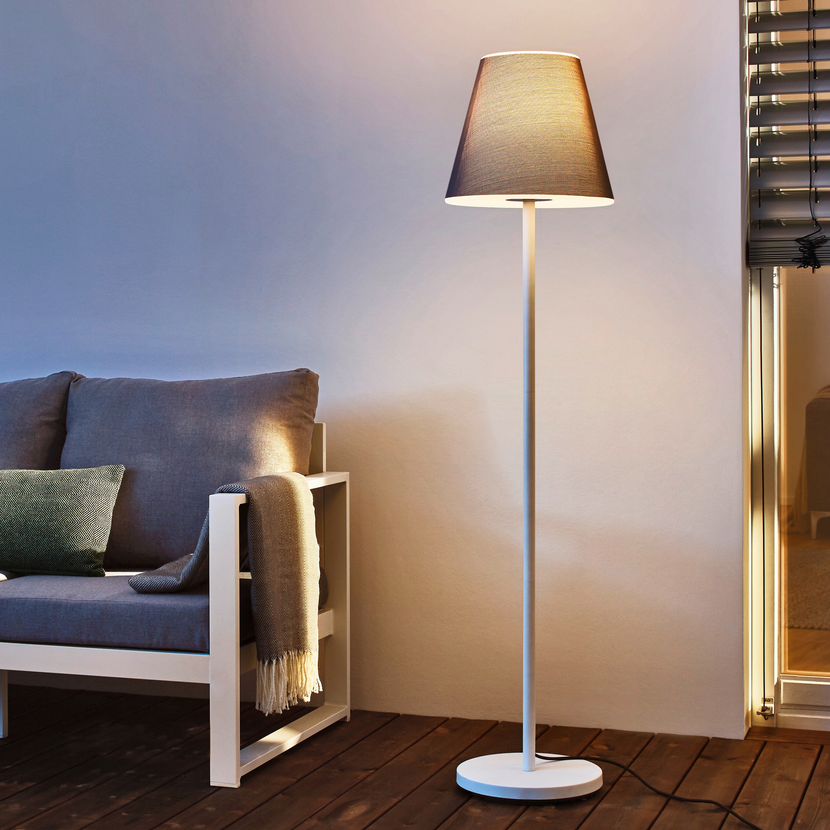 Swap | with grey coated fabric shade