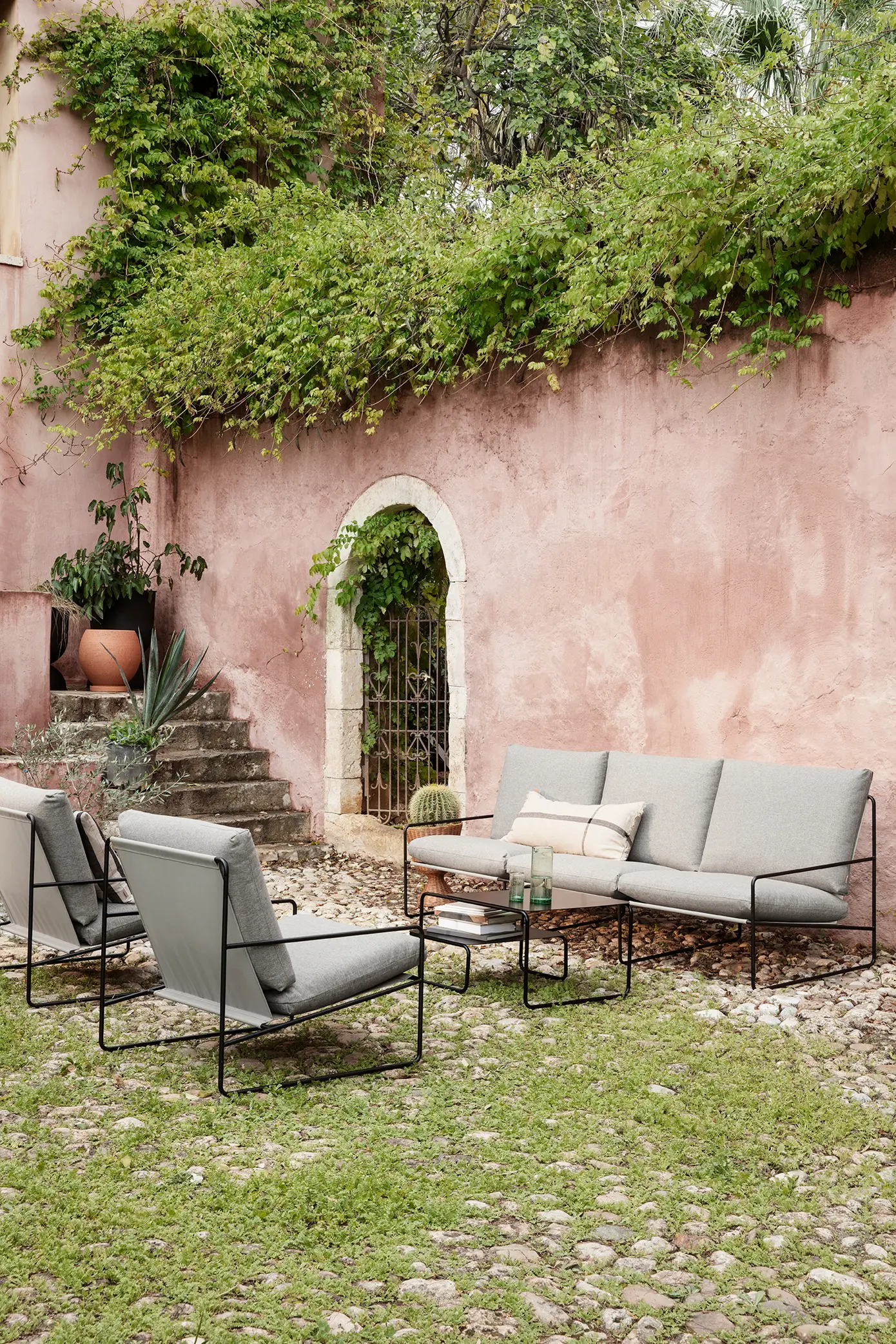 ferm LIVING - Desert 1-seater Pure Bouclé - Cashmere/Off-white