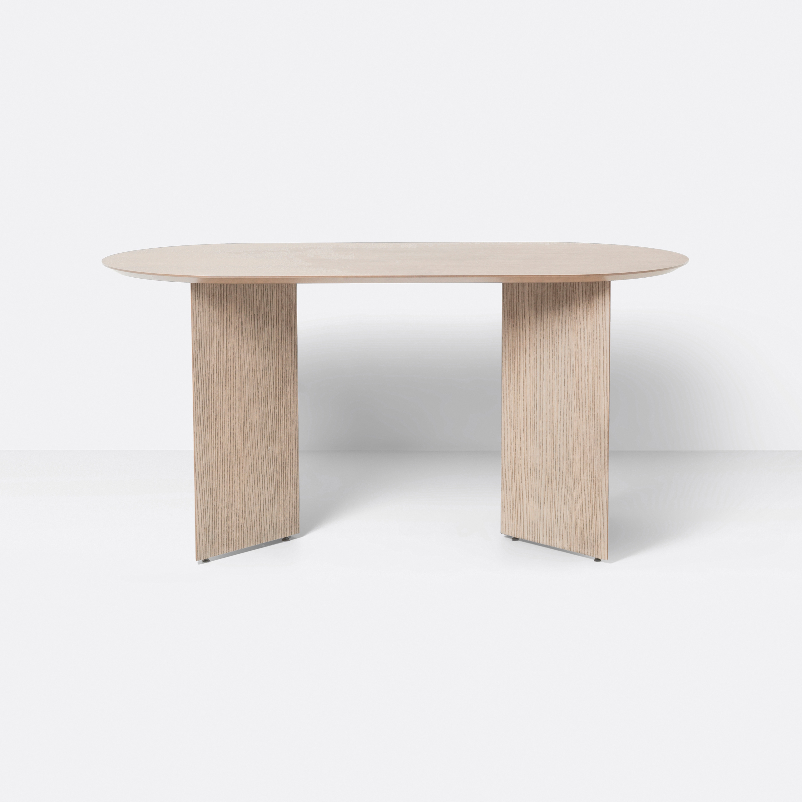 Mostra il prodotto Mingle Table Top Oval 150 cm - Nat Oak del produttore ferm LIVING