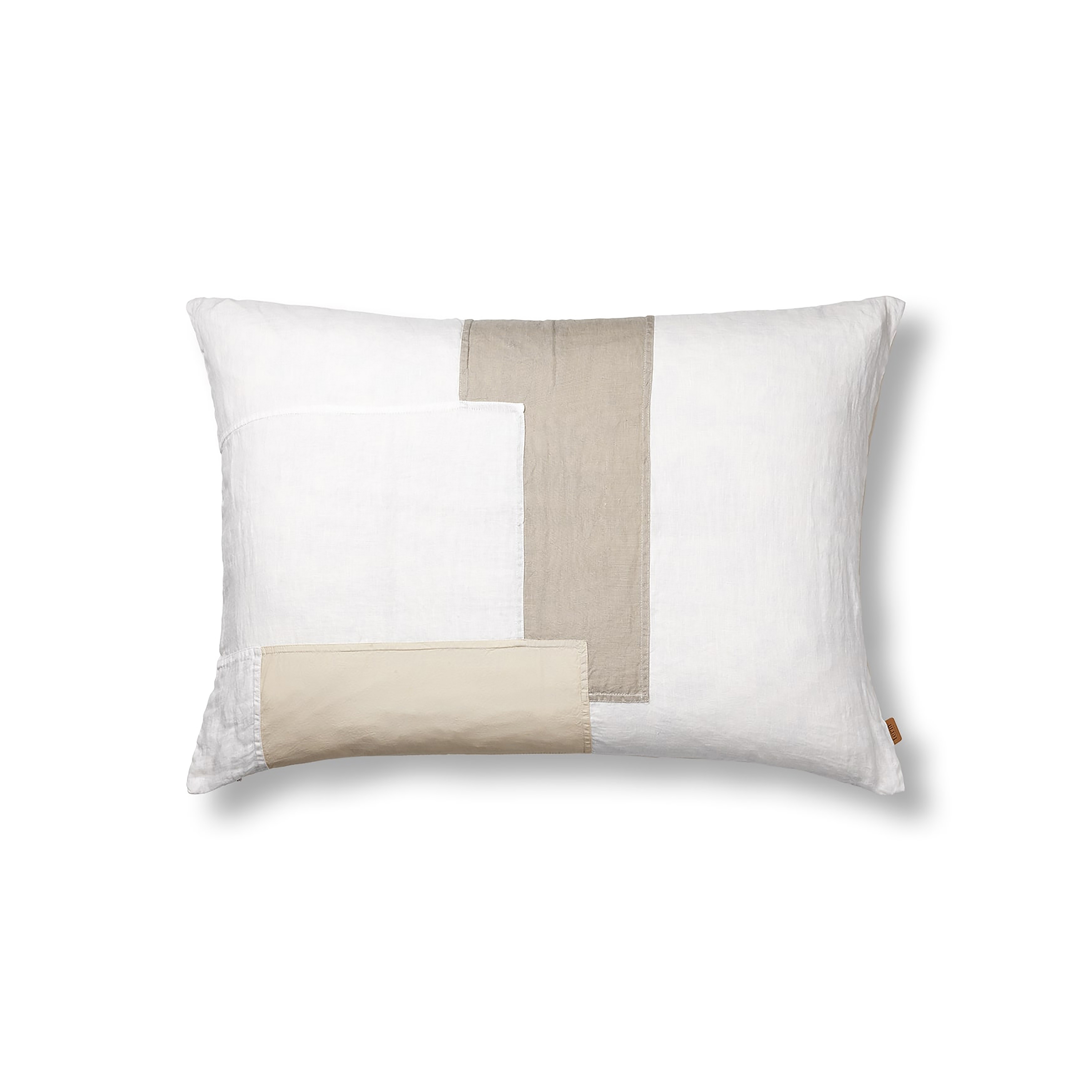 Mostra il prodotto Part cushion - Large - Off-white del produttore ferm LIVING