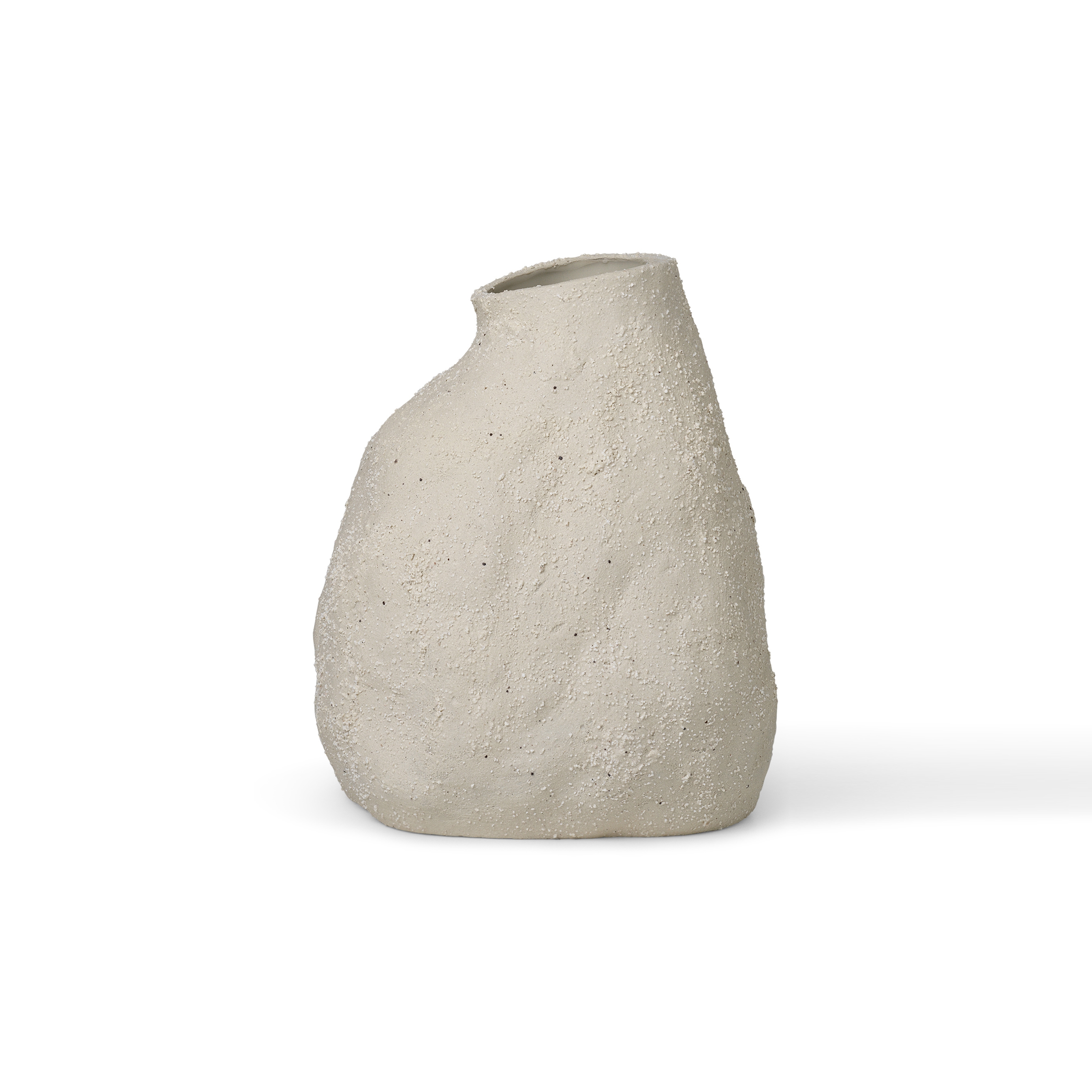 Mostra il prodotto Vulca Vase - Medium - Off-white Stone del produttore ferm LIVING
